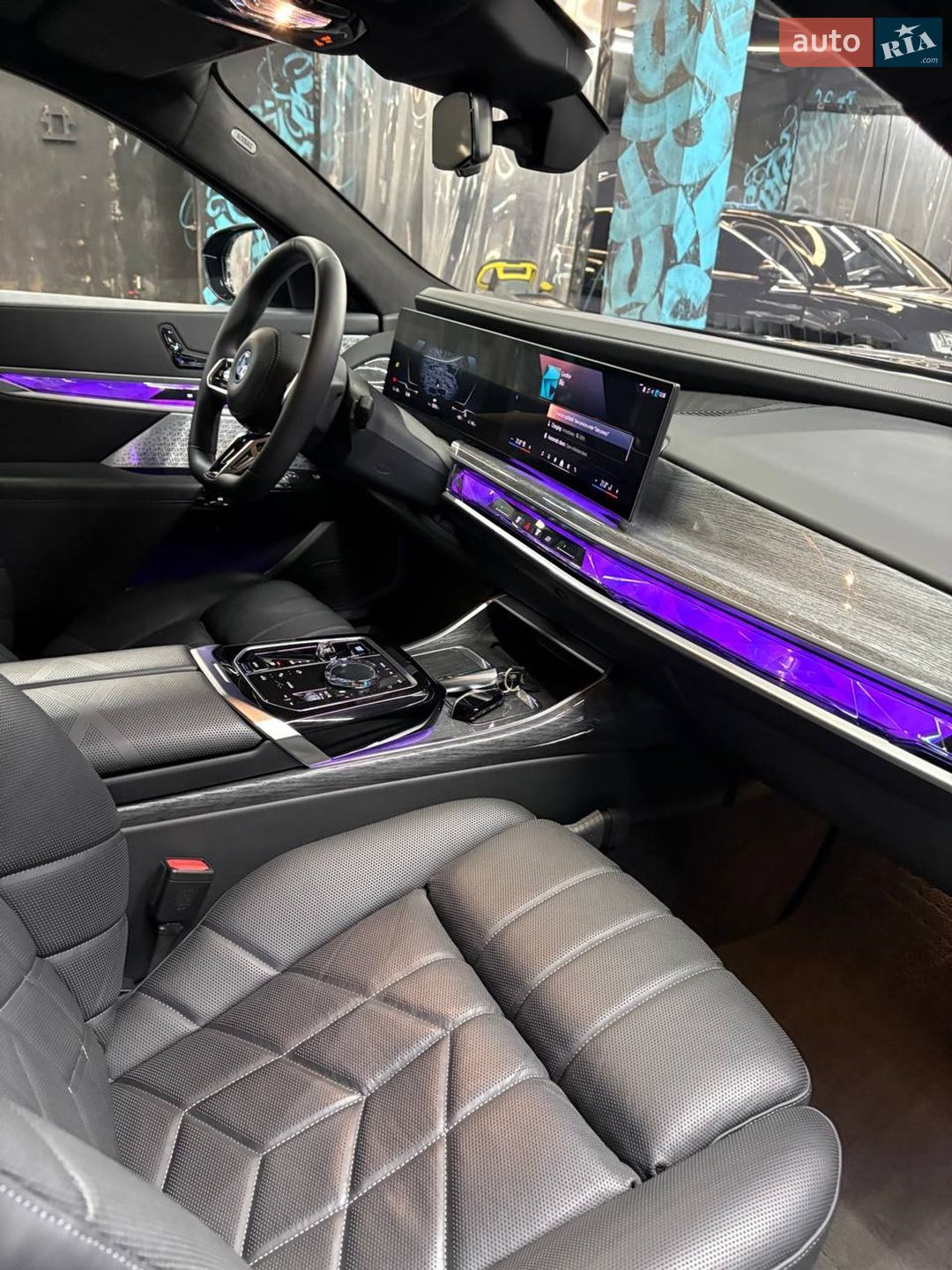 BMW I7 2023 VIN WBY51EJ010CM34424 фото оголошення 19 з 44
