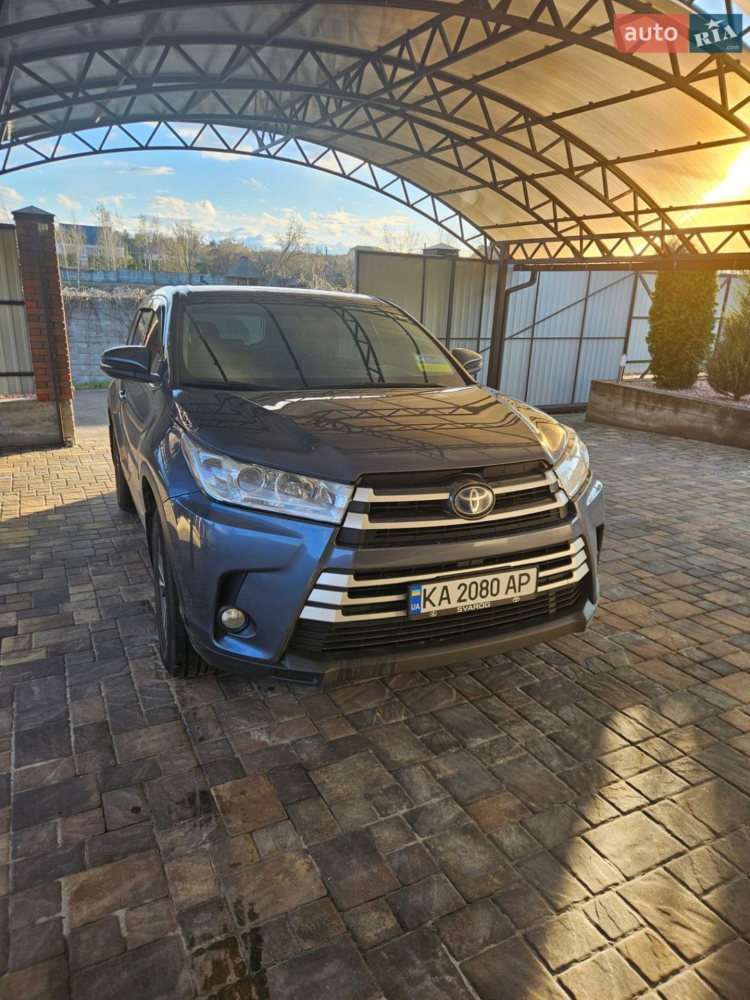 Toyota Highlander 2017 VIN 5TDBZRFH4JS811766 фото оголошення 2 з 27