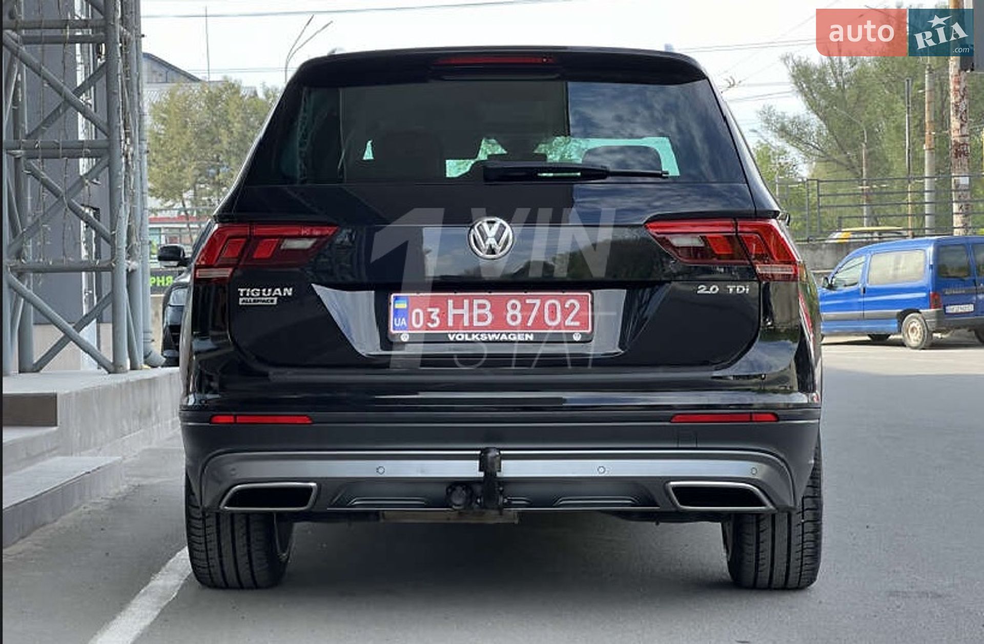 Volkswagen Tiguan 2018 VIN WVGZZZ5NZKM020601 фото оголошення 7 з 23