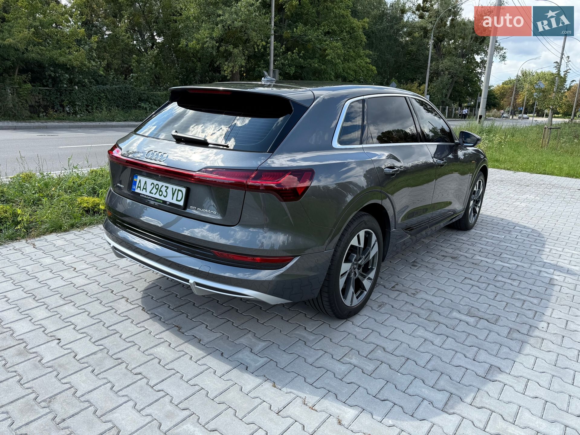 Audi e-tron 2021 VIN WAUZZZGEXNB006920 фото оголошення 19 з 42