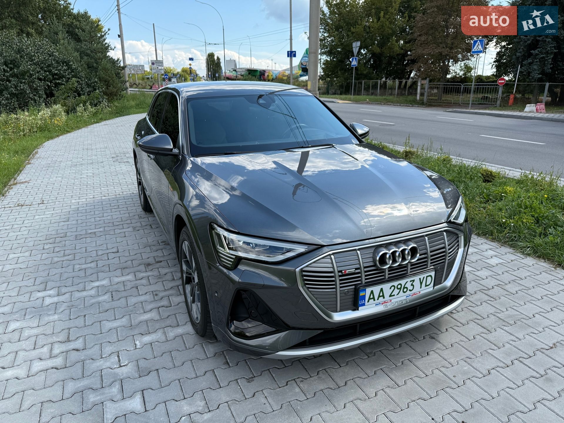 Audi e-tron 2021 VIN WAUZZZGEXNB006920 фото оголошення 9 з 42
