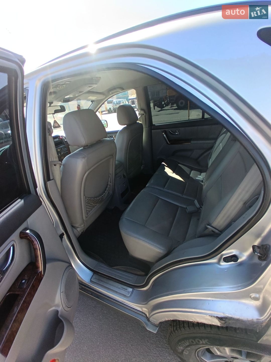 Kia Sorento 2004 VIN KNEJC521845295518 фото оголошення 8 з 12