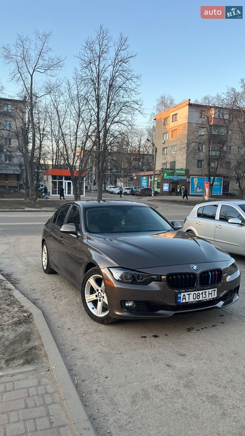 BMW 3 Series 2013 VIN WBA3C1C59DF442728 фото оголошення 4 з 13