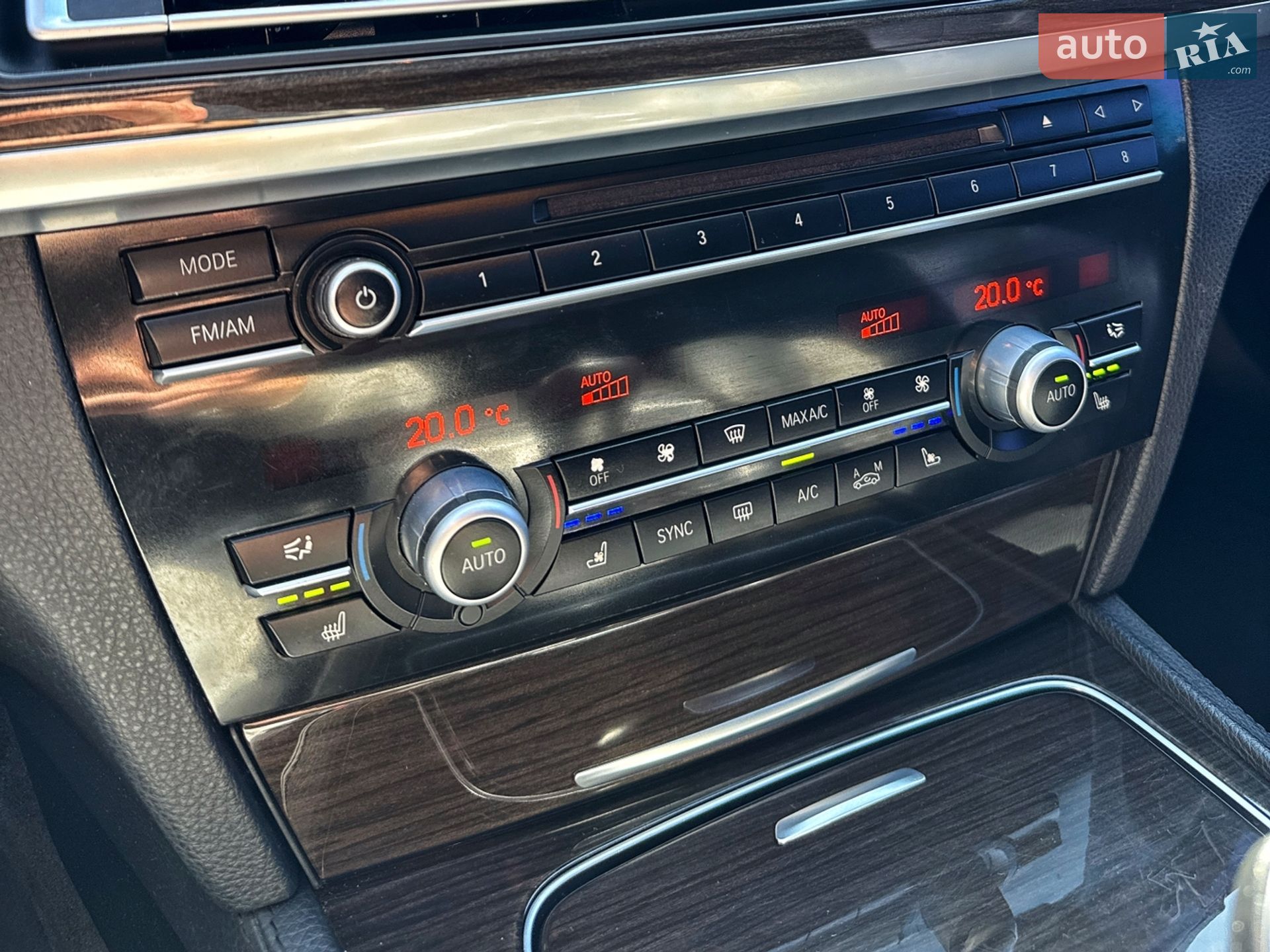 BMW 7 Series 2014 VIN WBAYA6C50FD826971 фото оголошення 11 з 41