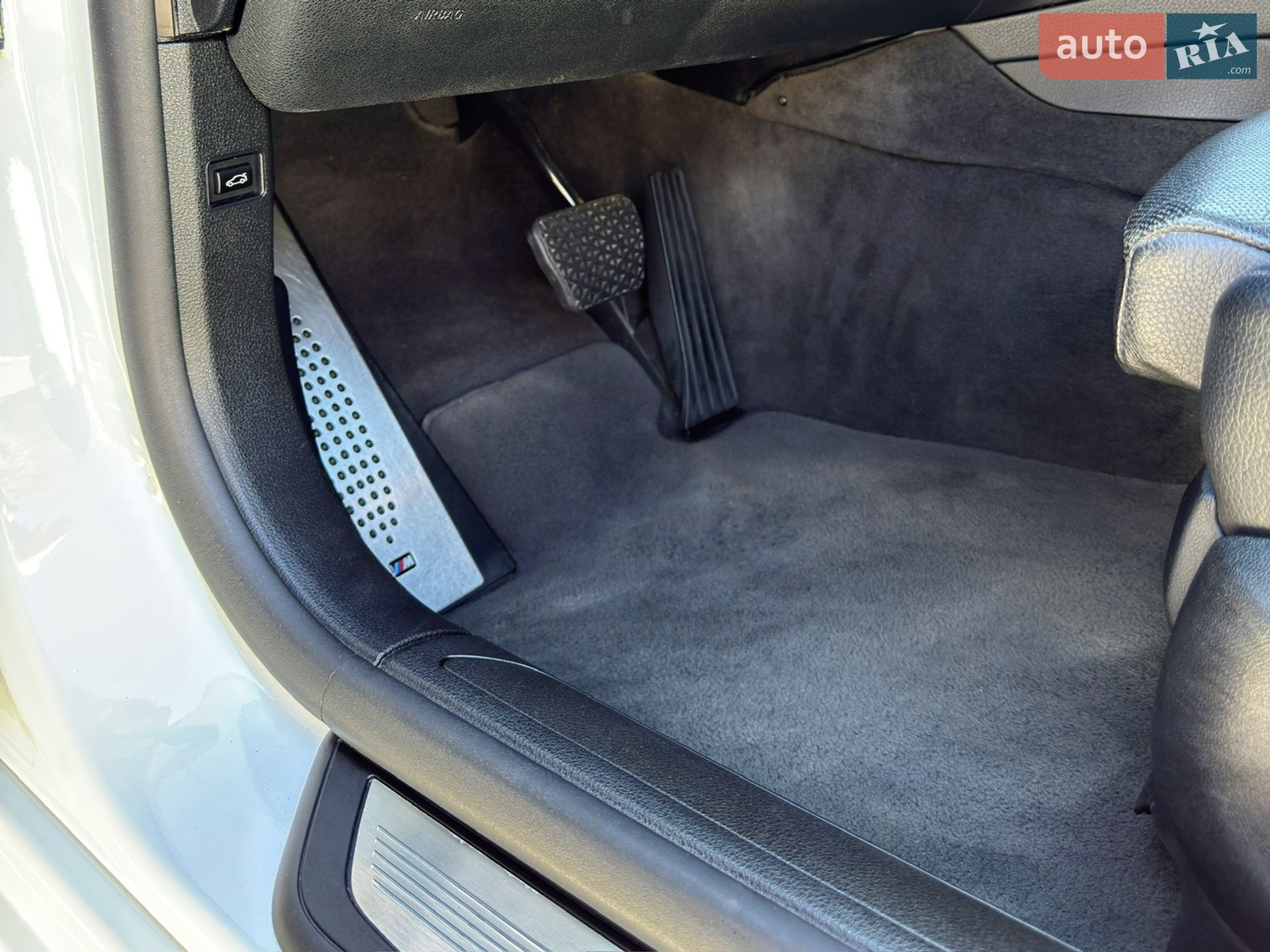 BMW 7 Series 2014 VIN WBAYA6C50FD826971 фото оголошення 30 з 41