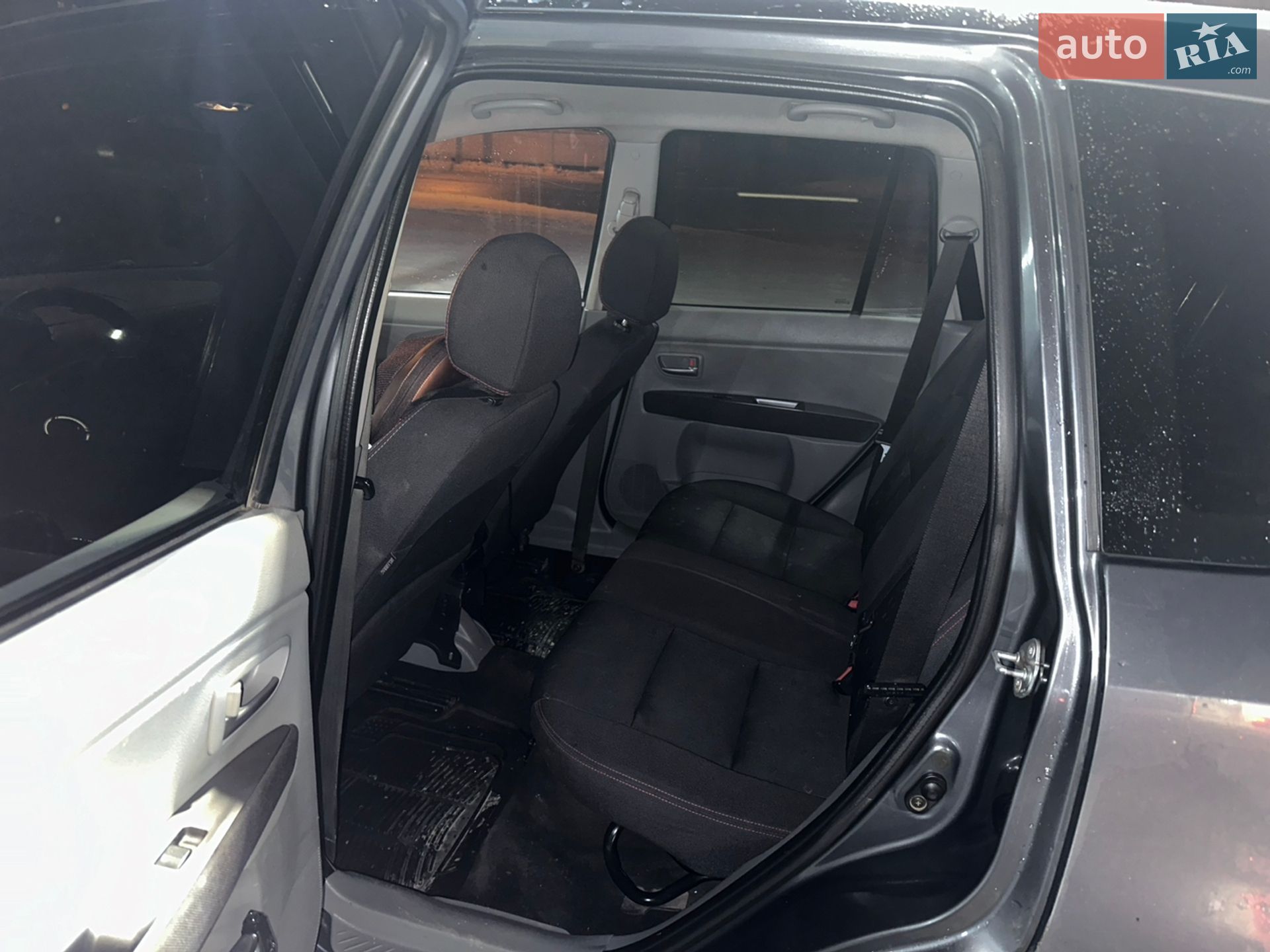Mazda 2 2003 VIN JMZNC2WPJN3E70933 фото оголошення 4 з 8