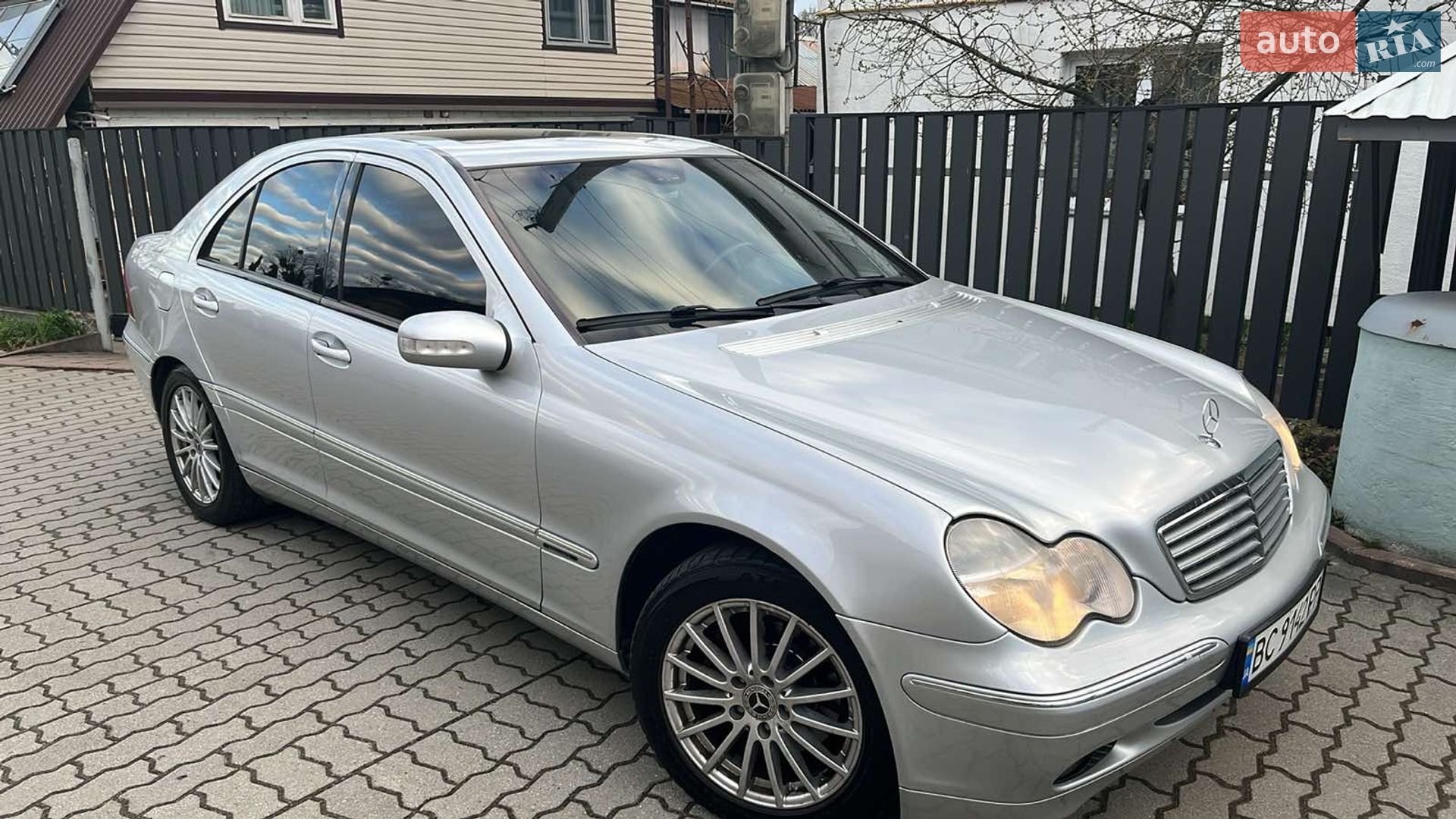 Mercedes-Benz C-Class 2001 VIN WDB2030451A127616 фото оголошення 3 з 22