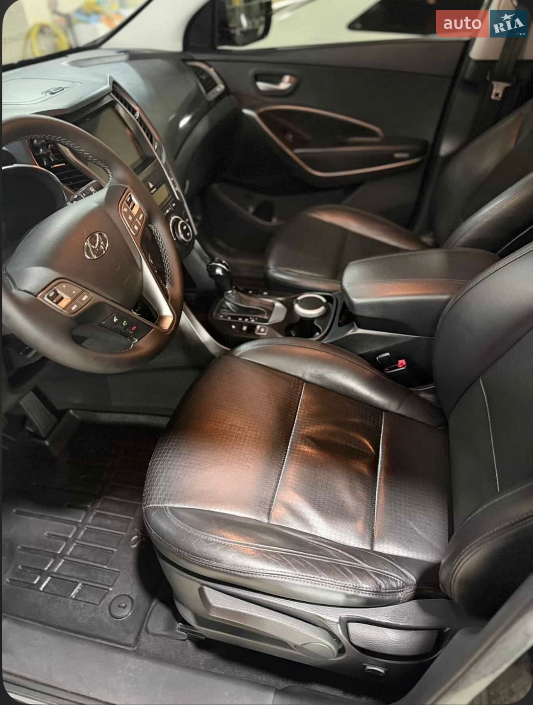 Hyundai Santa FE 2013 VIN KMHSU81XDDU216819 фото оголошення 5 з 8
