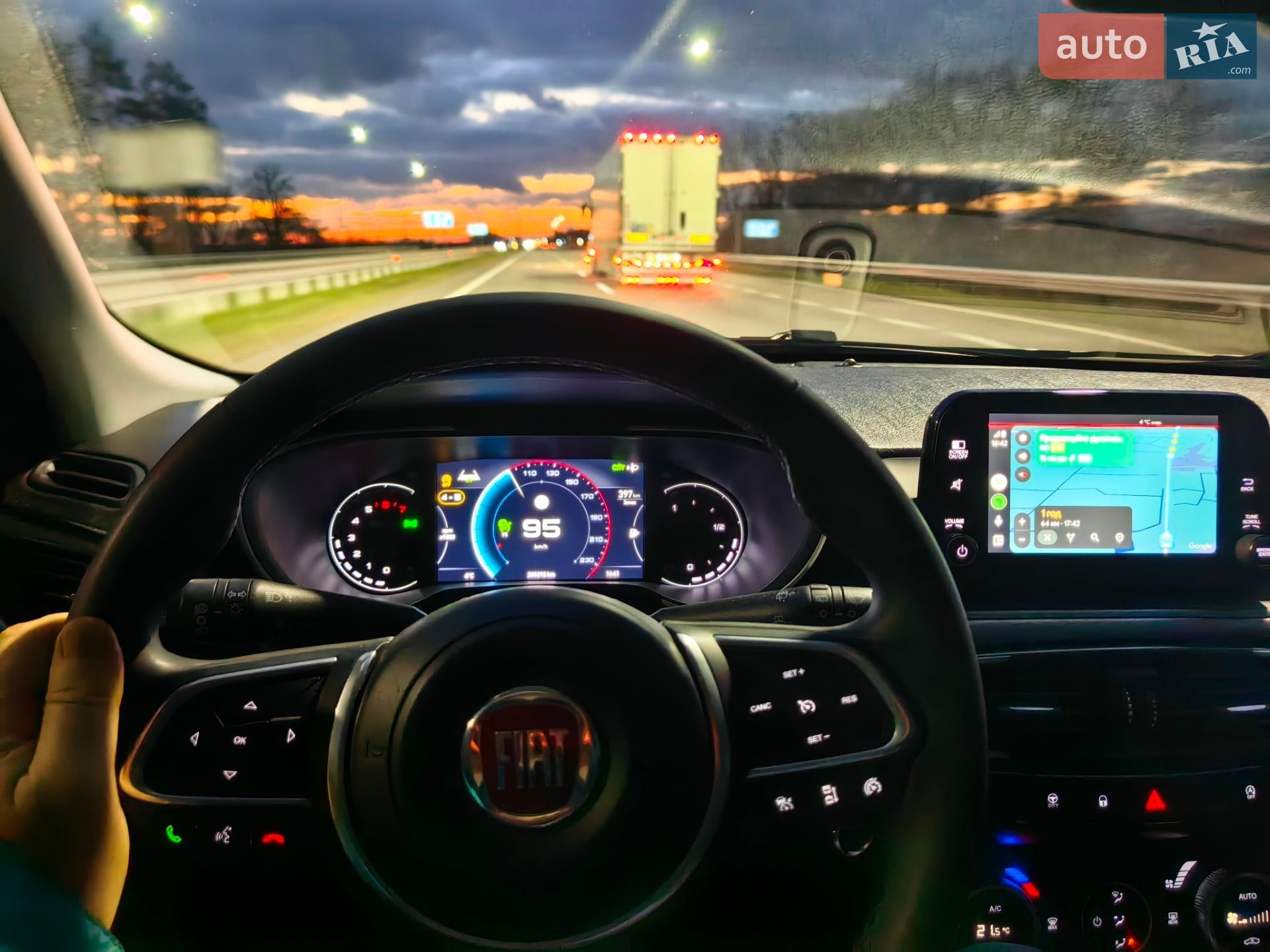 Fiat Tipo Cross 2020 VIN ZFACF7H38M6T83621 фото оголошення 4 з 31