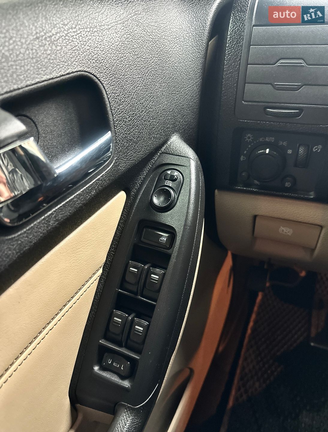 Hummer H3 2008 VIN 5GTEN13E088144643 фото оголошення 54 з 76