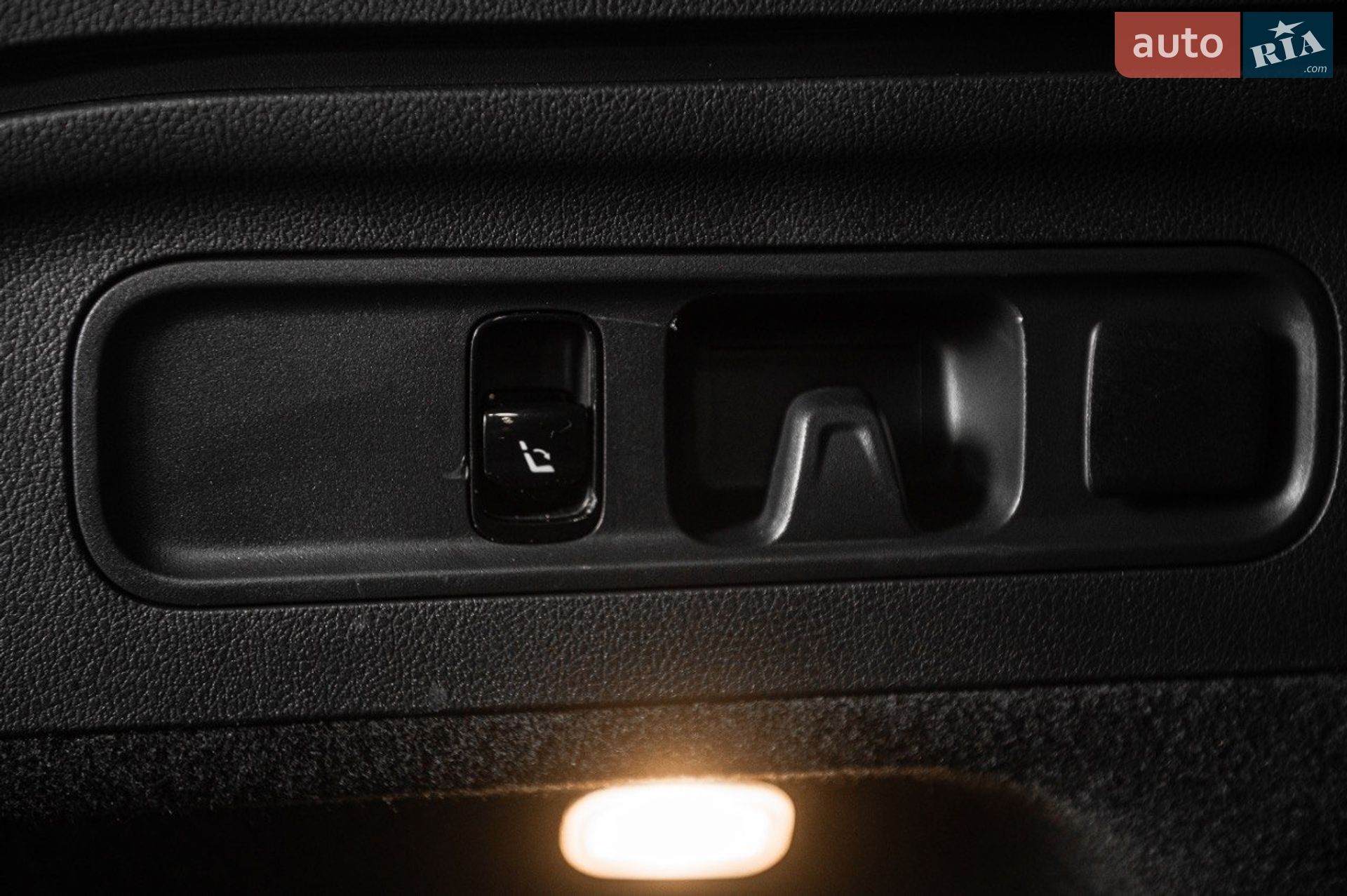 Mercedes-Benz GLC-Class 2024 VIN W1NKM4HB4RF210114 фото оголошення 24 з 64