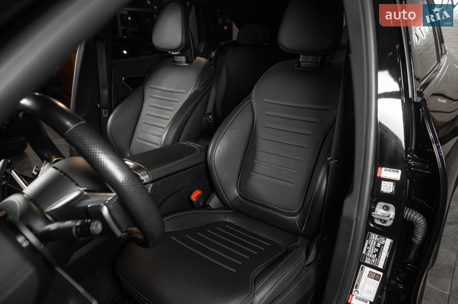 Mercedes-Benz GLC-Class 2024 VIN W1NKM4HB4RF210114 фото оголошення 46 з 64