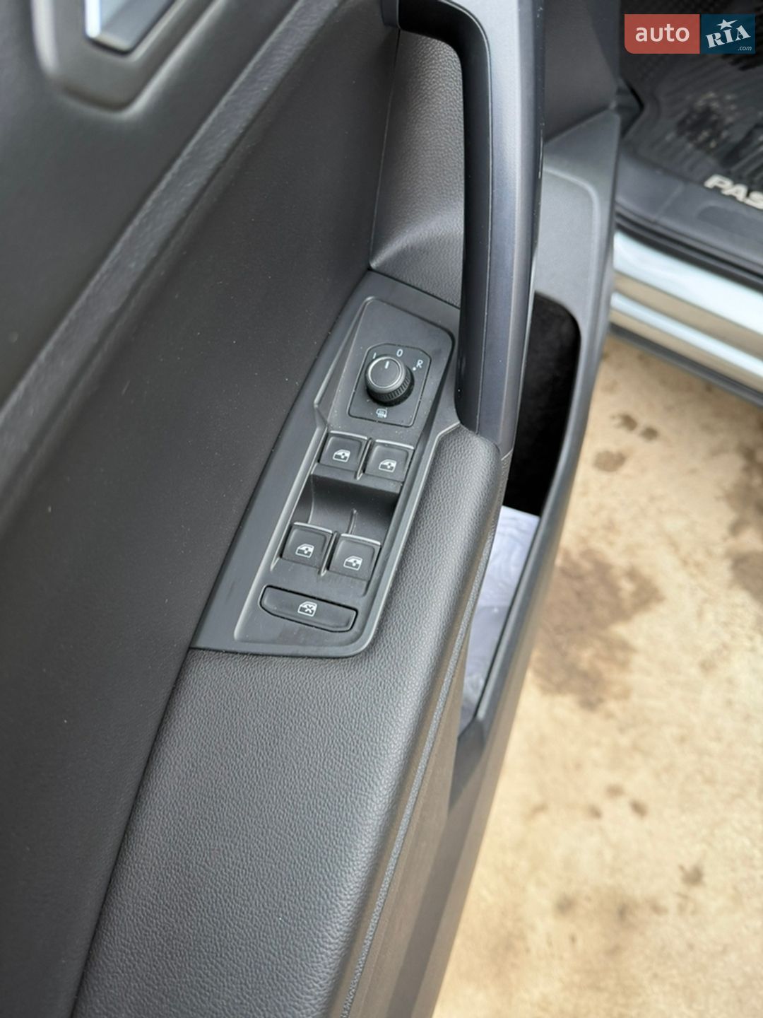 Volkswagen Tiguan 2021 VIN 3VV3B7AX8MM103764 фото оголошення 9 з 17