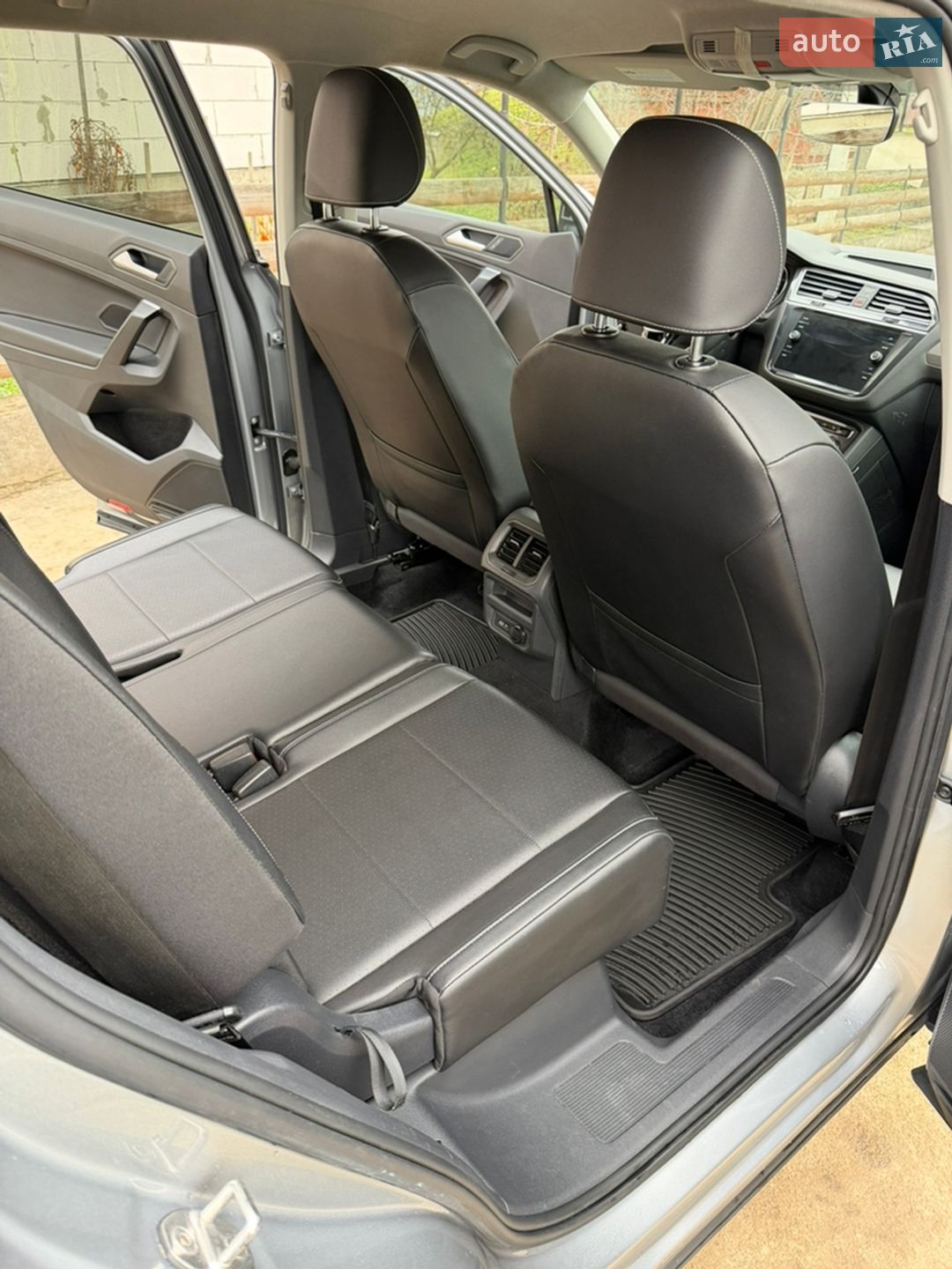 Volkswagen Tiguan 2021 VIN 3VV3B7AX8MM103764 фото оголошення 13 з 17