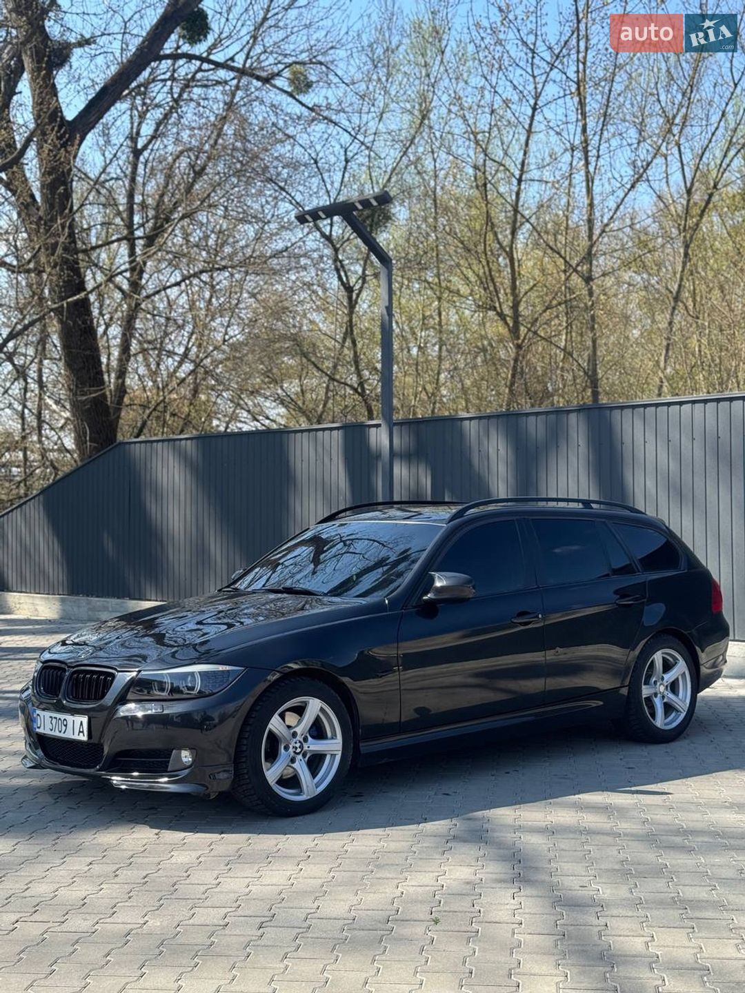 BMW 3 Series 2010 VIN WBAUT31080A884155 фото оголошення 9 з 15