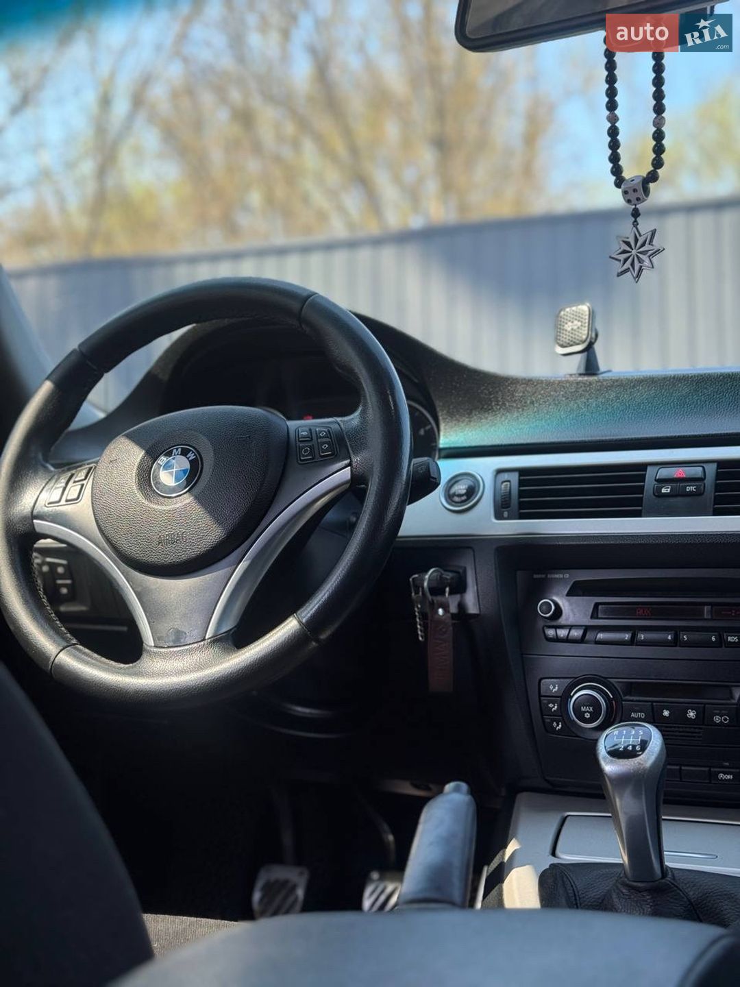 BMW 3 Series 2010 VIN WBAUT31080A884155 фото оголошення 14 з 15