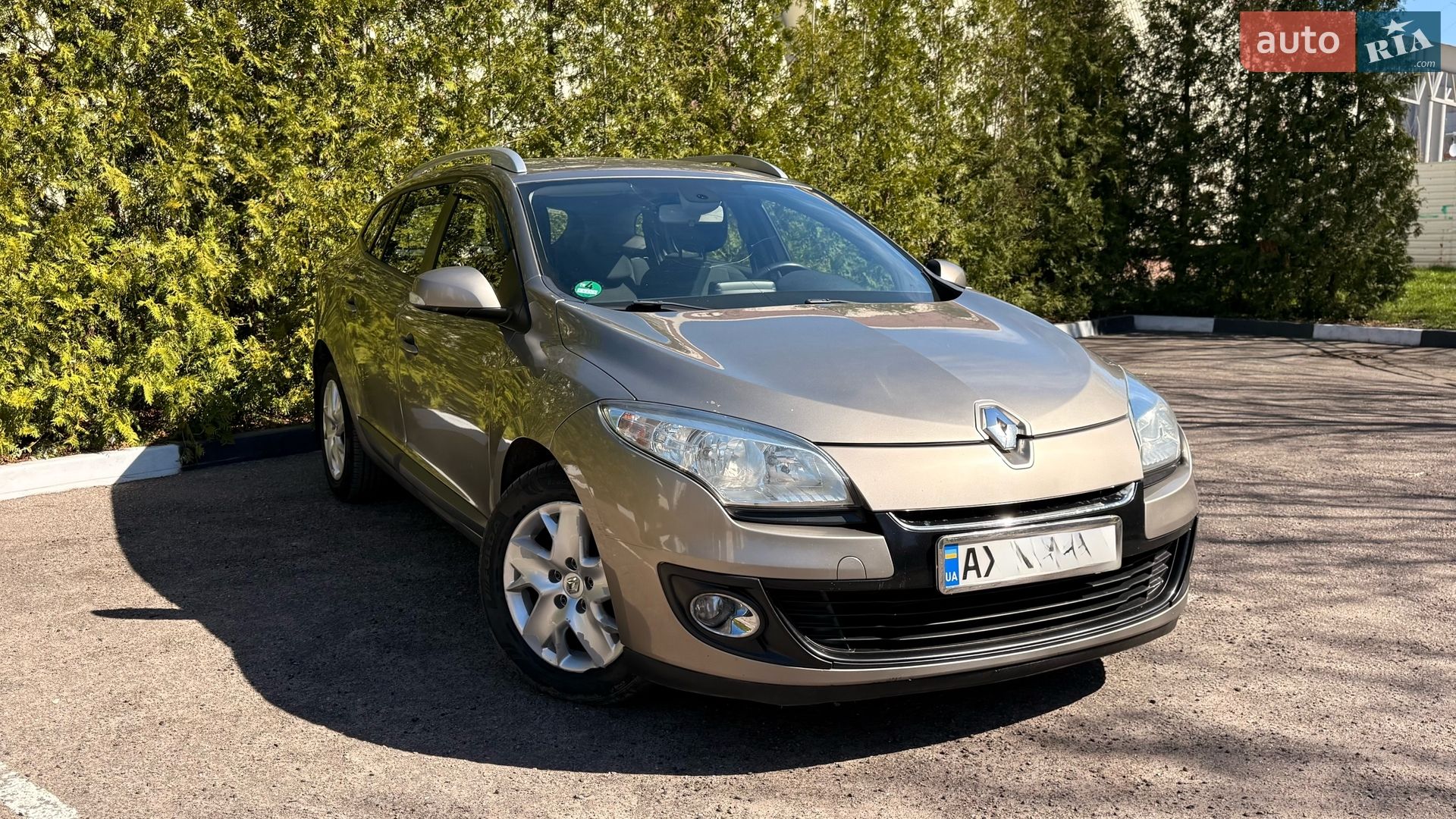 Renault Megane 2013 VIN VF1KZX40649464115 фото оголошення 2 з 21