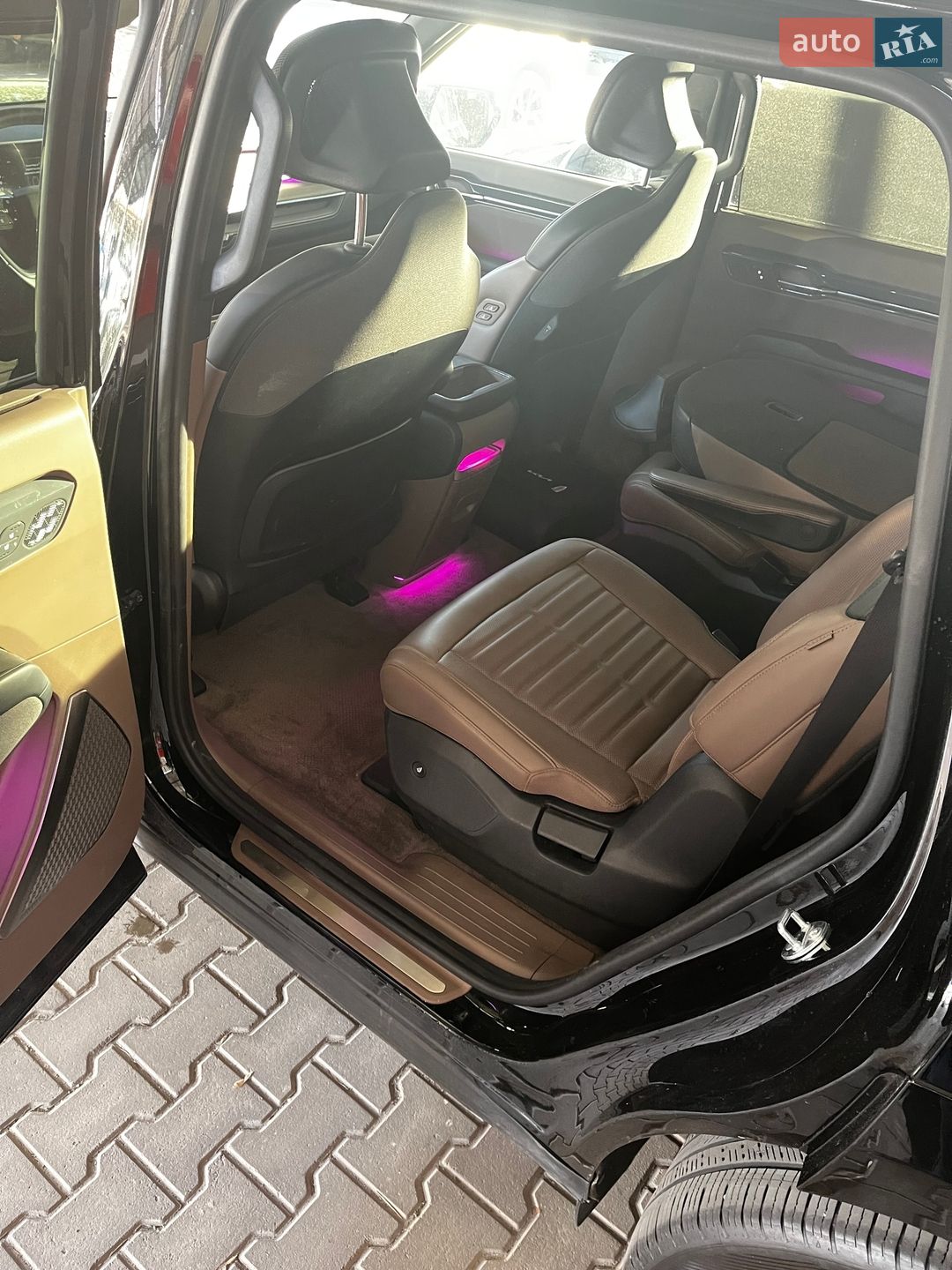 Kia EV9 2023 VIN KNDADFS59R6035988 фото оголошення 15 з 28