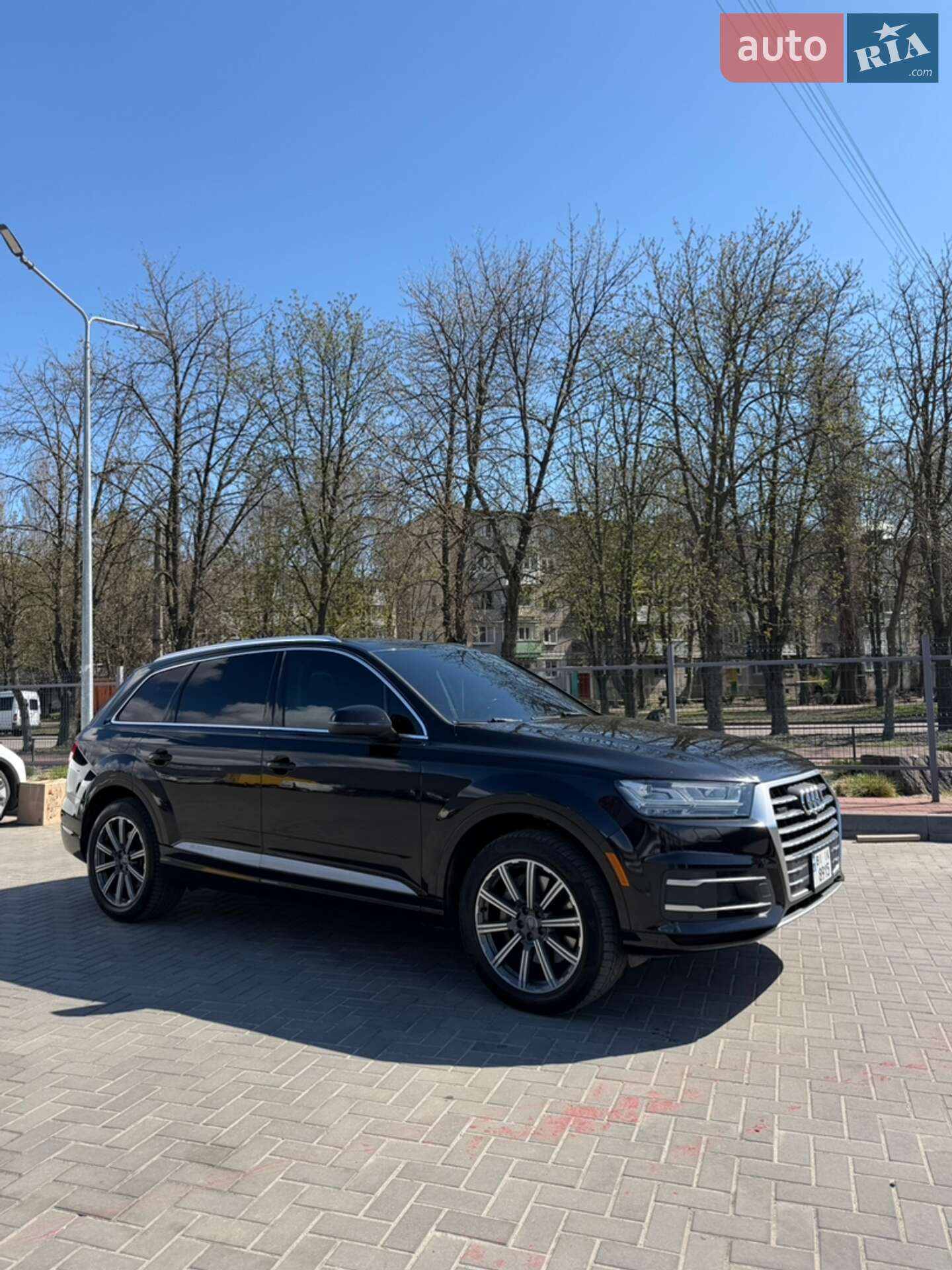 Audi Q7 2015 VIN WA1VAAF76HD001942 фото оголошення 4 з 16
