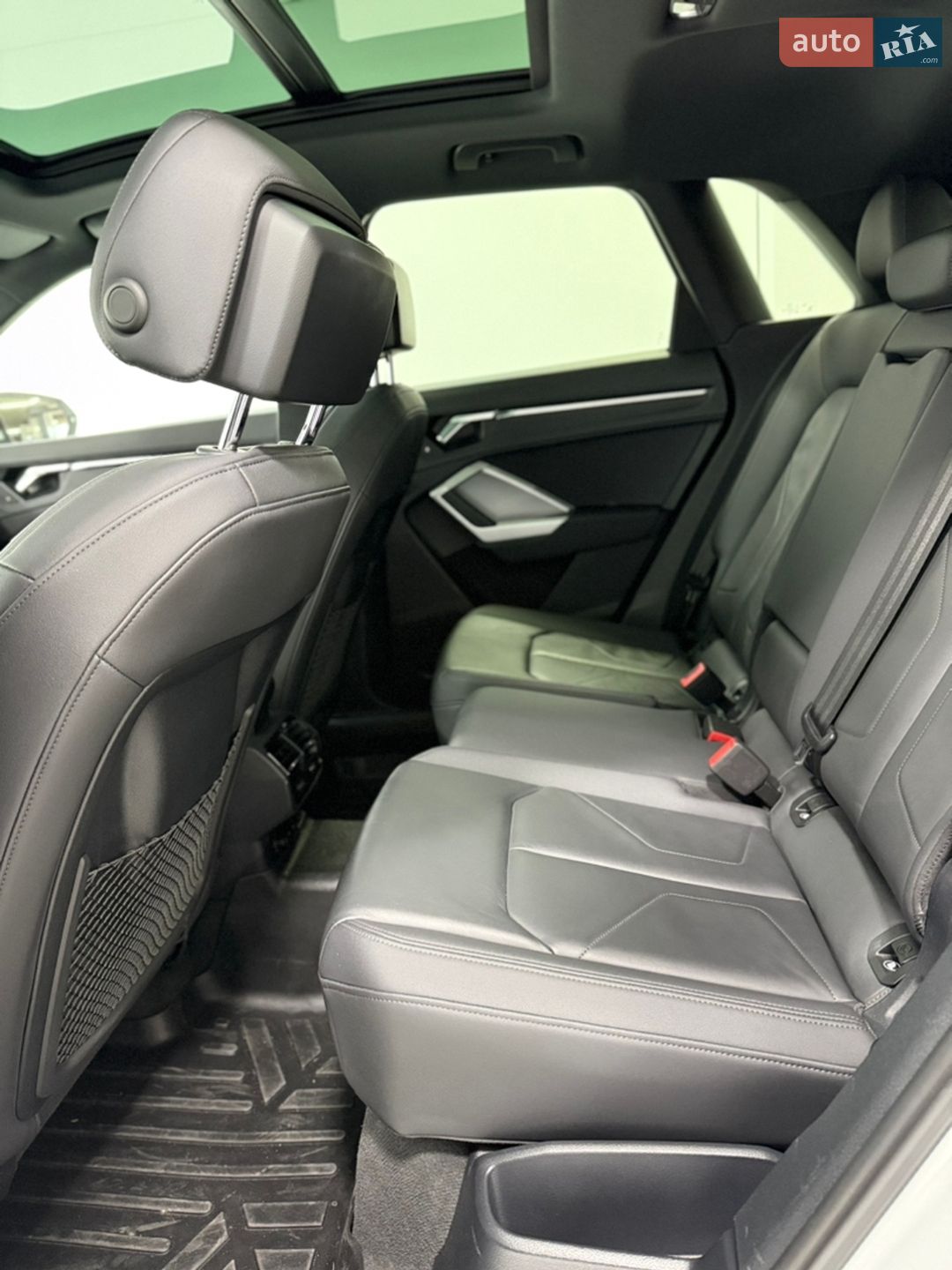 Audi Q3 2021 VIN WA1AUCF37N1002500 фото оголошення 28 з 30