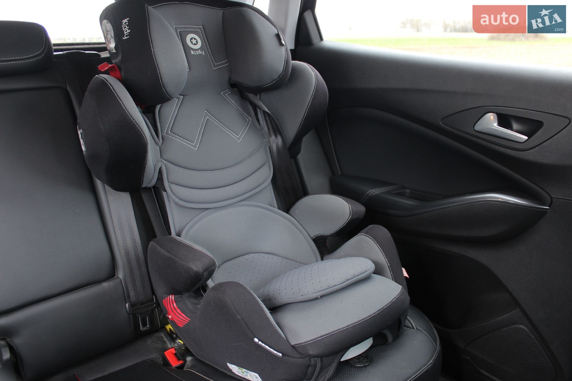 Opel Grandland X 2019 VIN W0VZJEHZXKS323666 фото оголошення 56 з 67