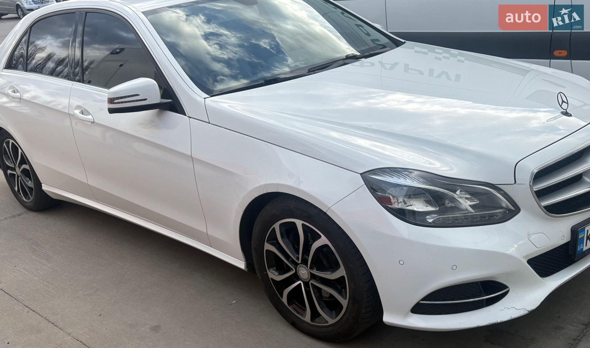 Mercedes-Benz E-Class 2014 VIN WDD2120051B064183 фото оголошення 14 з 18