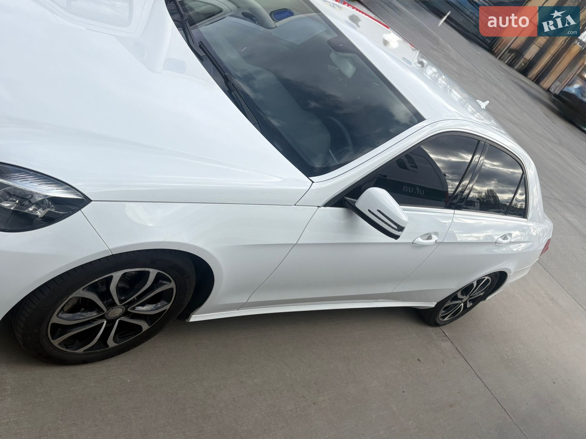 Mercedes-Benz E-Class 2014 VIN WDD2120051B064183 фото оголошення 16 з 18