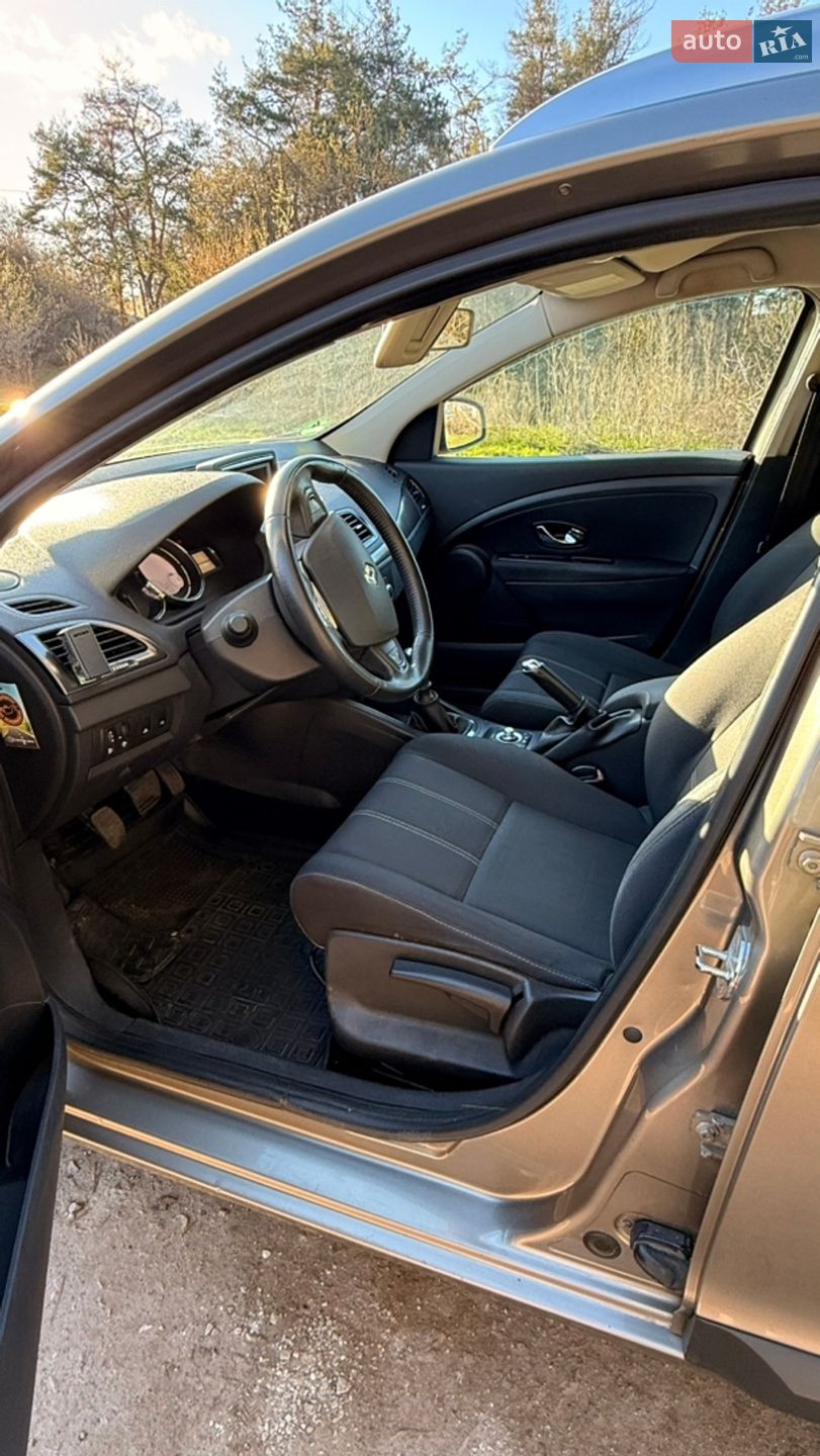 Renault Megane 2013 VIN VF1KZX40649464115 фото оголошення 15 з 21