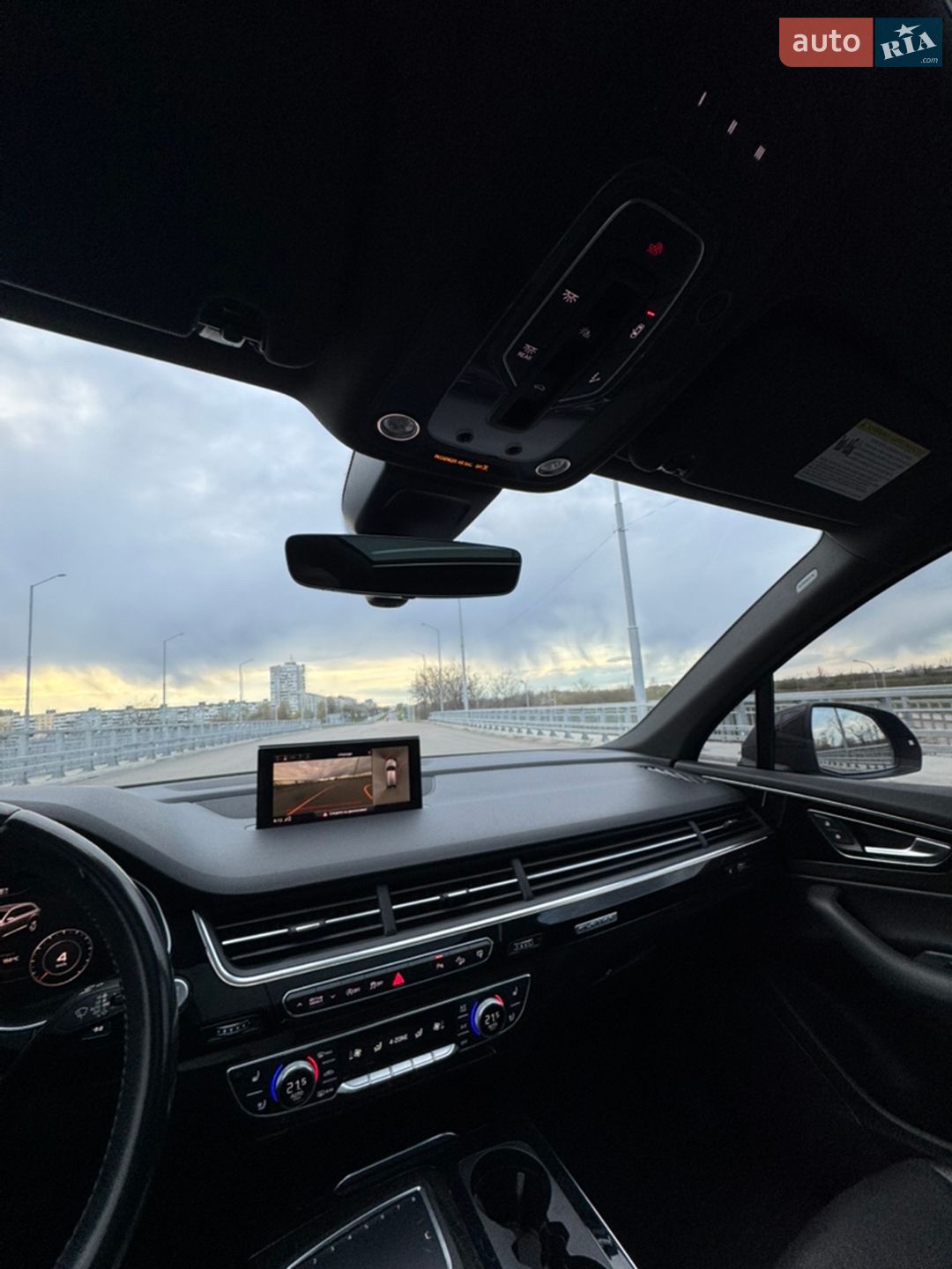 Audi Q7 2016 VIN WA1LAAF79HD024042 фото оголошення 19 з 23