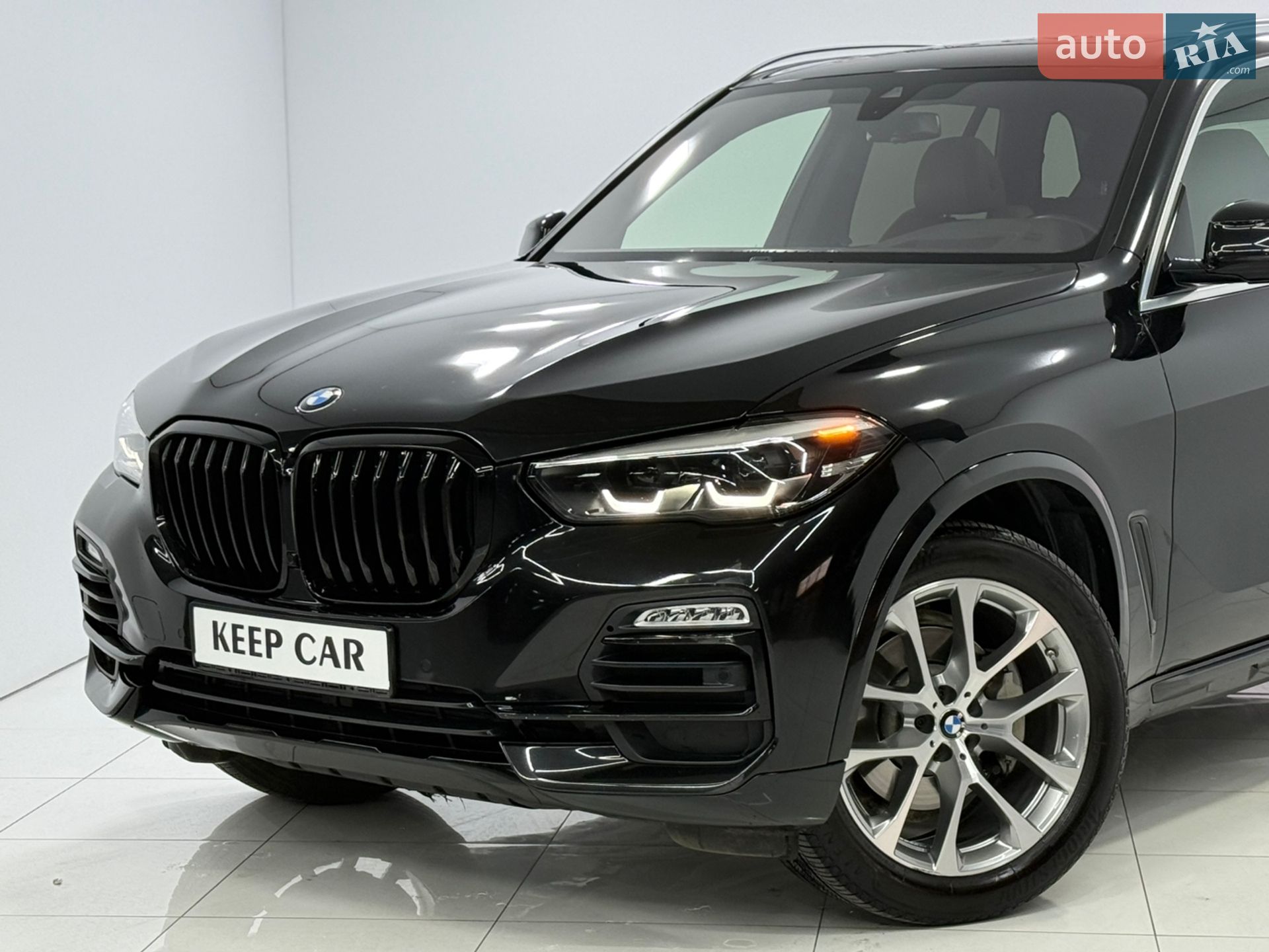 BMW X5 2021 VIN 5UXCR6C06M9G85139 фото оголошення 3 з 41