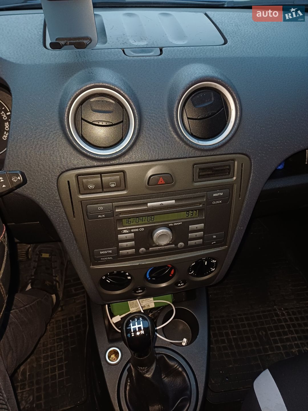 Ford Fusion 2008 VIN WF0UXXGAJU8G83782 фото оголошення 4 з 15