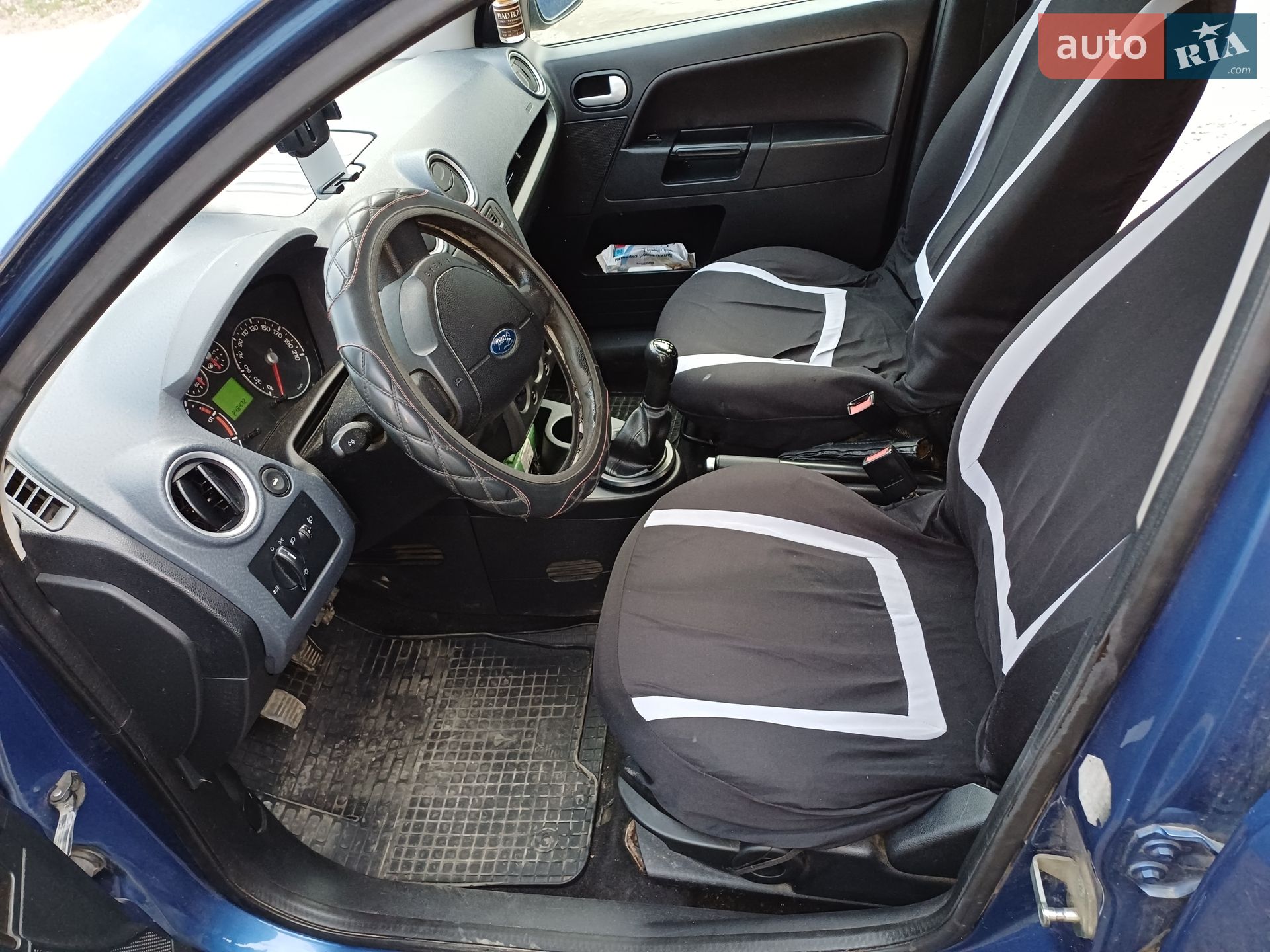 Ford Fusion 2008 VIN WF0UXXGAJU8G83782 фото оголошення 3 з 15