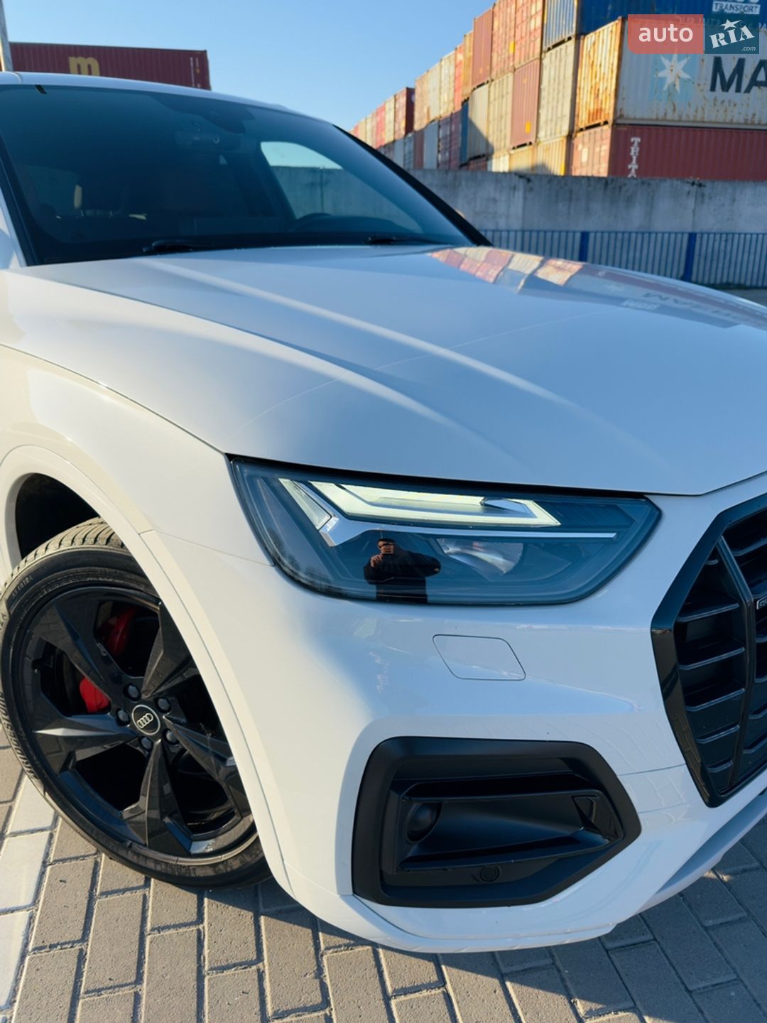 Audi Q5 2020 VIN WA1BAAFY8M2015293 фото оголошення 17 з 57