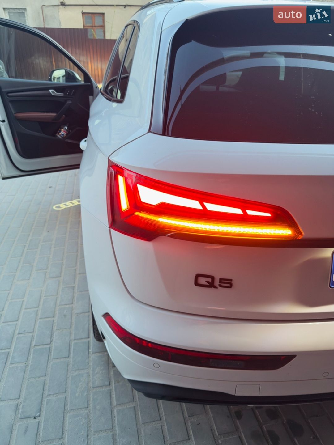 Audi Q5 2020 VIN WA1BAAFY8M2015293 фото оголошення 55 з 57