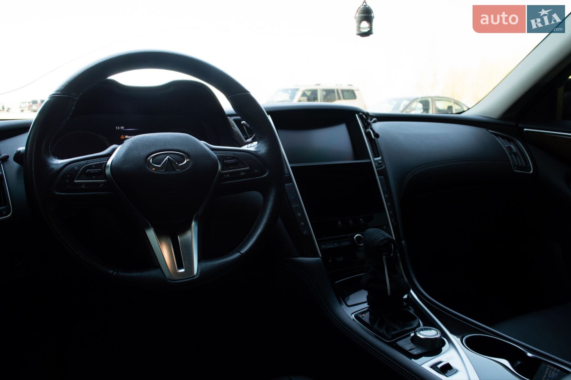 Infiniti Q50 2018 VIN JN1EV7AP4JM590843 фото оголошення 16 з 32