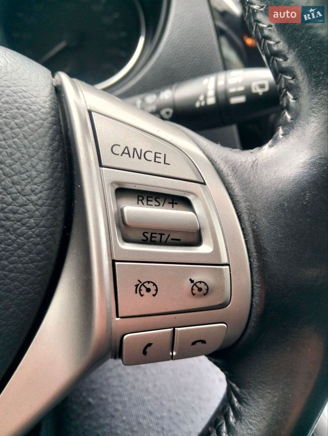 Nissan Qashqai 2016 VIN SJNFAAJ11U1644258 фото оголошення 2 з 17