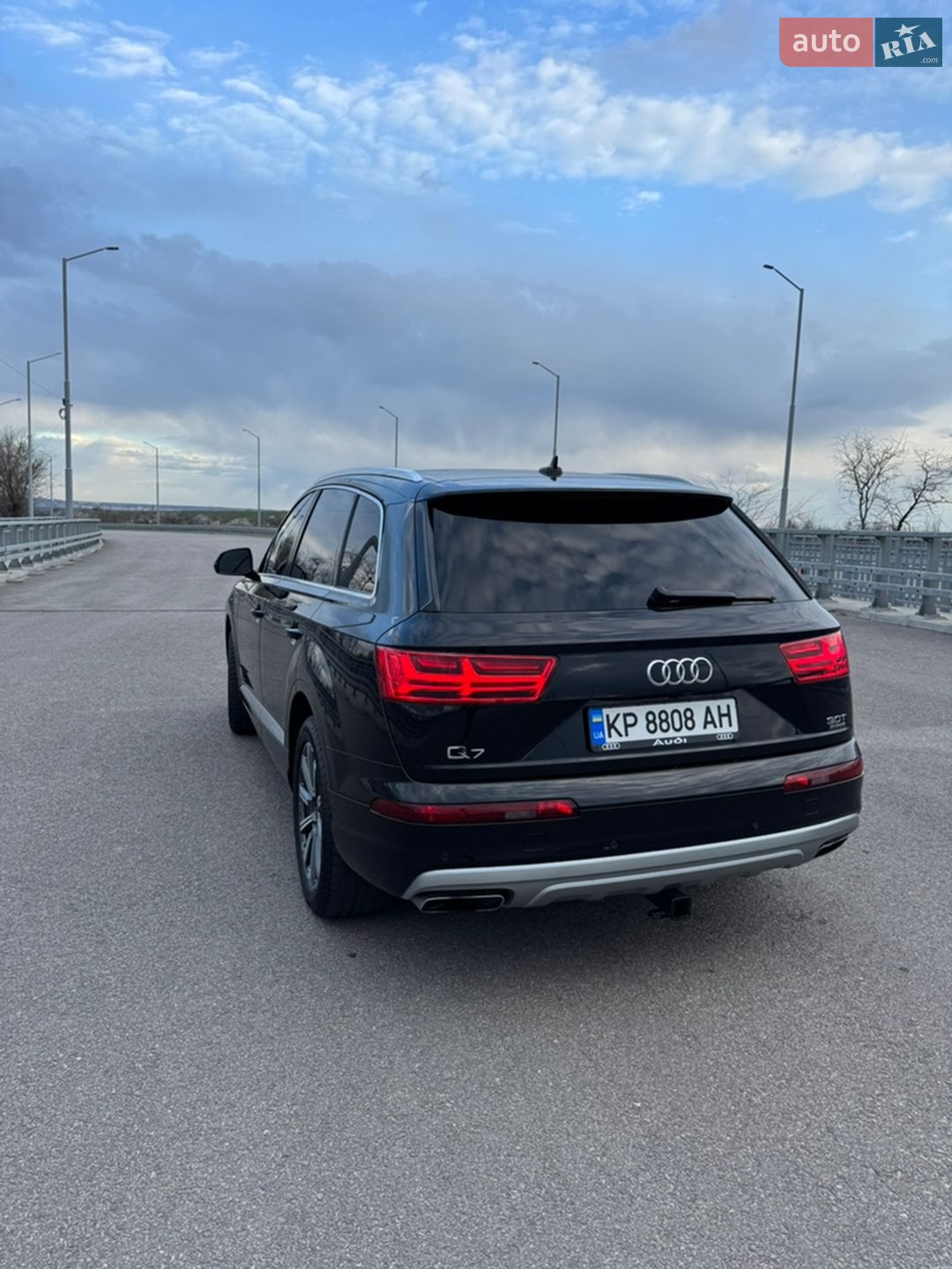 Audi Q7 2016 VIN WA1LAAF79HD024042 фото оголошення 21 з 23