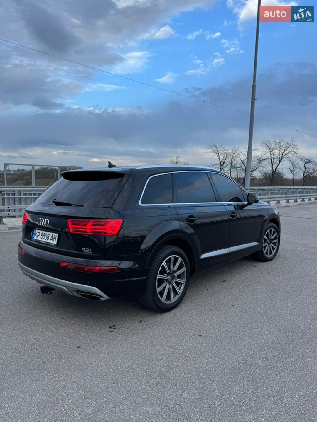 Audi Q7 2016 VIN WA1LAAF79HD024042 фото оголошення 23 з 23