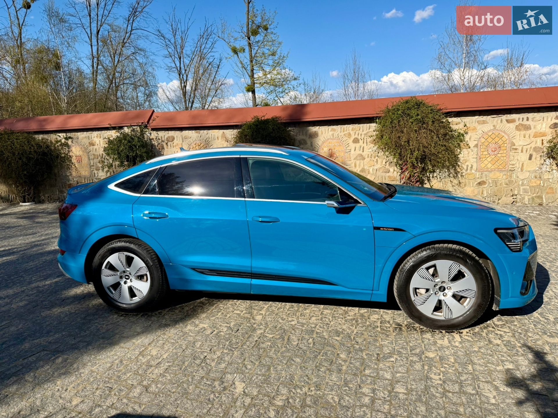 Audi e-tron Sportback 2020 VIN WAUZZZGE8MB003237 фото оголошення 5 з 47