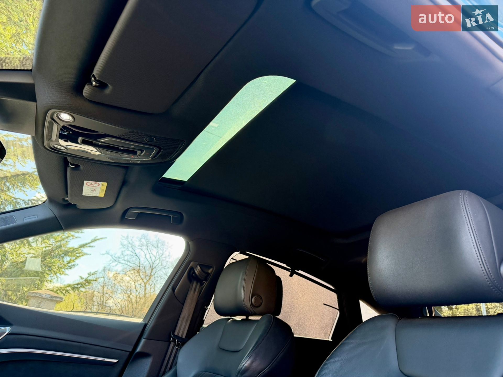 Audi e-tron Sportback 2020 VIN WAUZZZGE8MB003237 фото оголошення 25 з 47