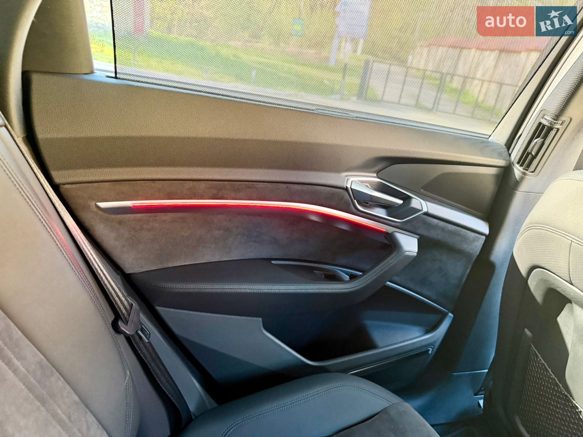 Audi e-tron Sportback 2020 VIN WAUZZZGE8MB003237 фото оголошення 39 з 47