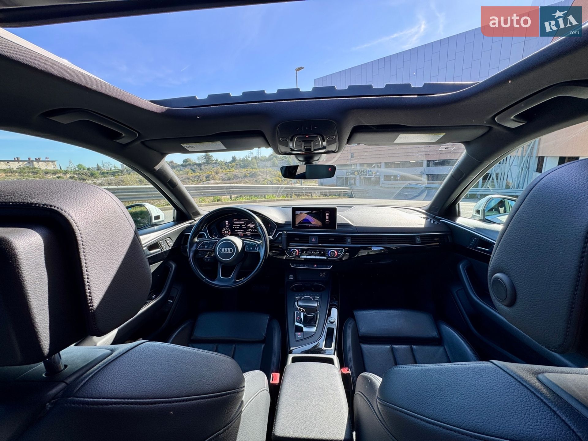 Audi A4 2016 VIN WAULNAF48HN022824 фото оголошення 8 з 19