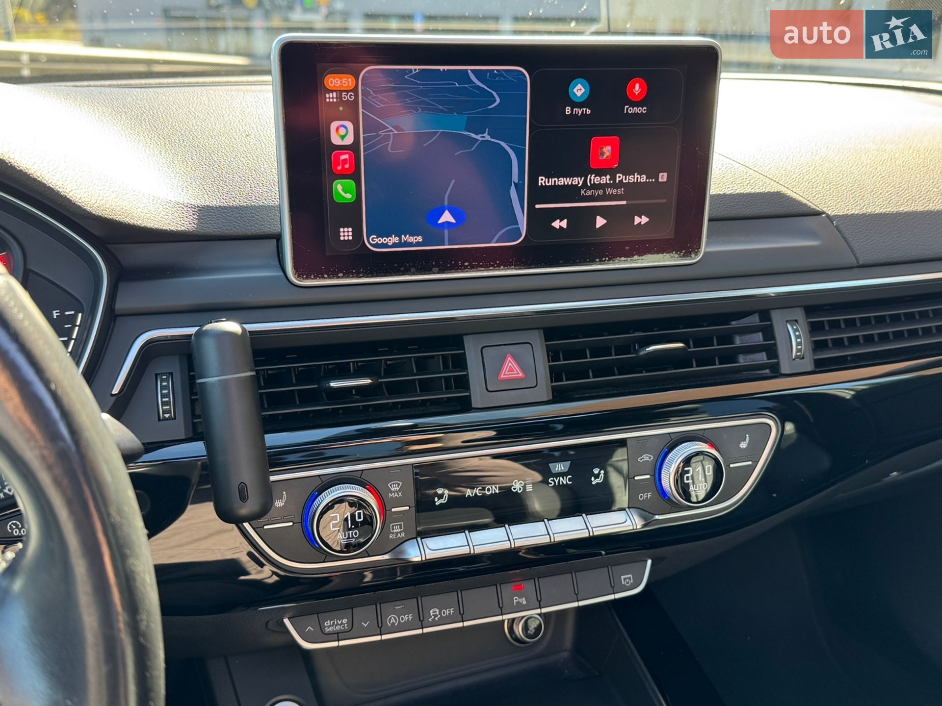 Audi A4 2016 VIN WAULNAF48HN022824 фото оголошення 16 з 19