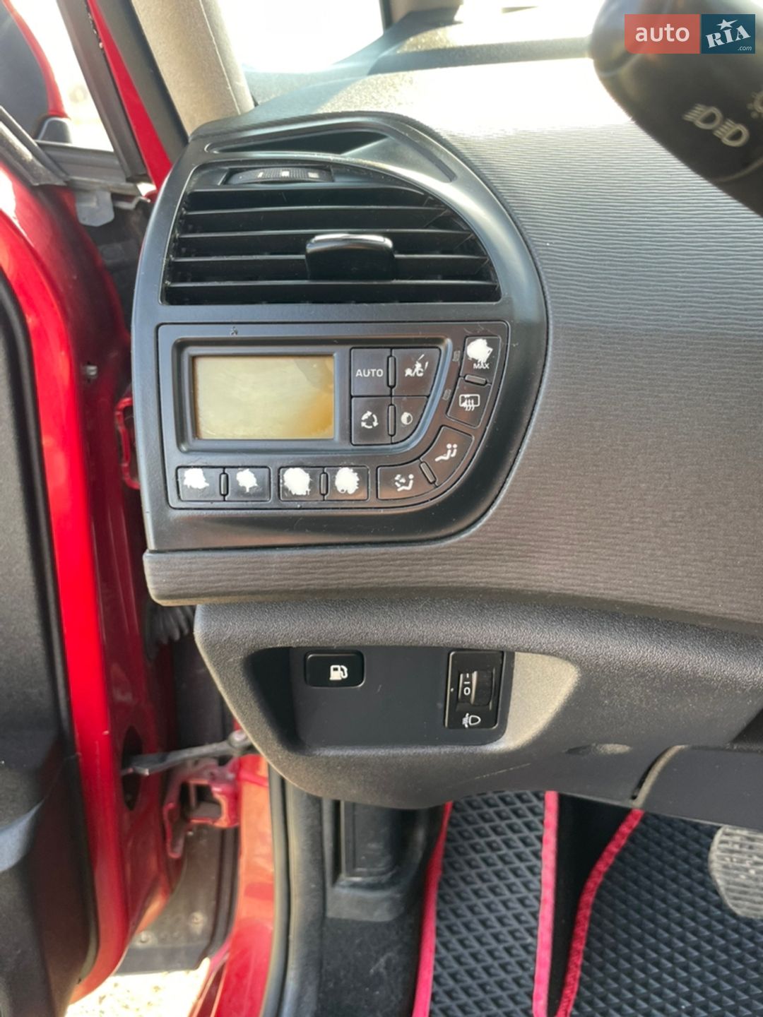 Citroen C4 Picasso 2009 VIN VF7UA9HZH9J140592 фото оголошення 17 з 21