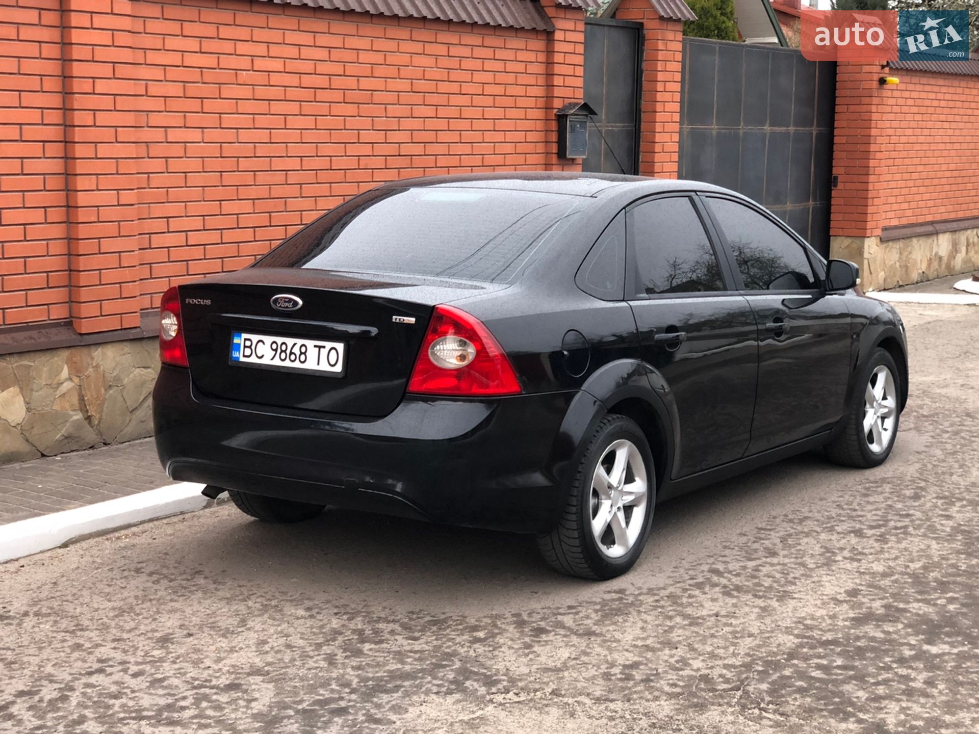 Ford Focus 2010 VIN WF0HXXWPDHAT63326 фото оголошення 7 з 25