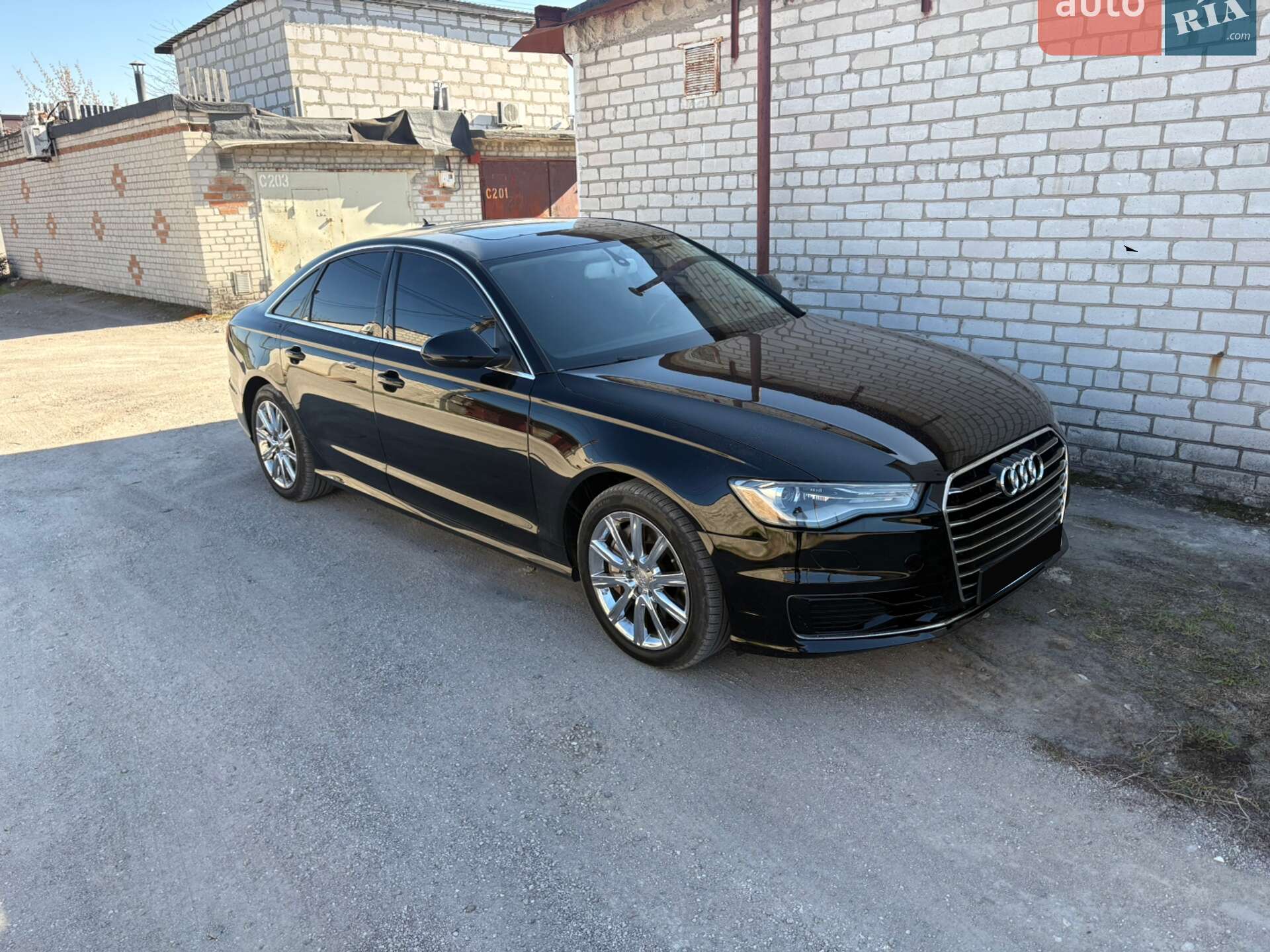Audi A6 2015 VIN WAUCFAFC8GN115183 фото оголошення 2 з 40