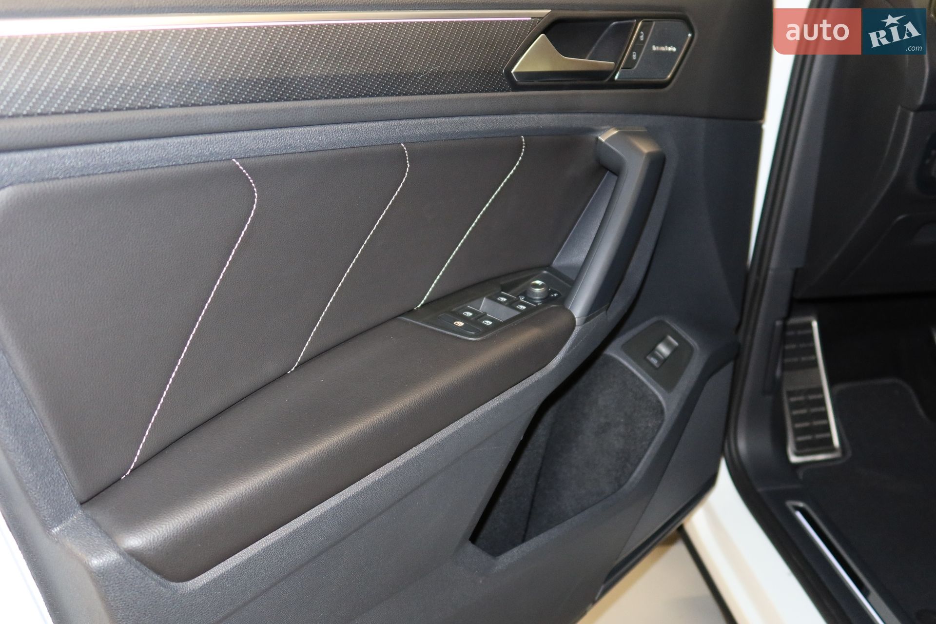 Volkswagen Tiguan 2021 VIN WVGZZZ5NZMW542531 фото оголошення 74 з 78