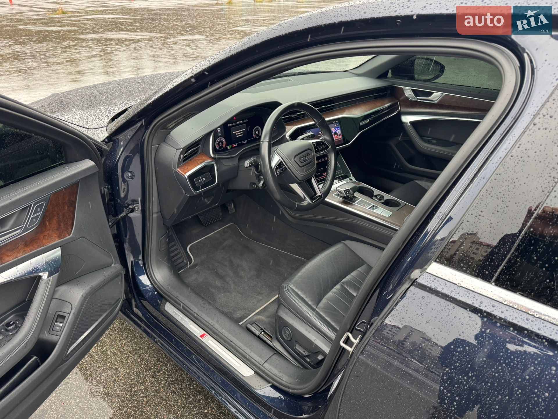 Audi A6 2019 VIN WAUL2AF20KN084989 фото оголошення 10 з 35