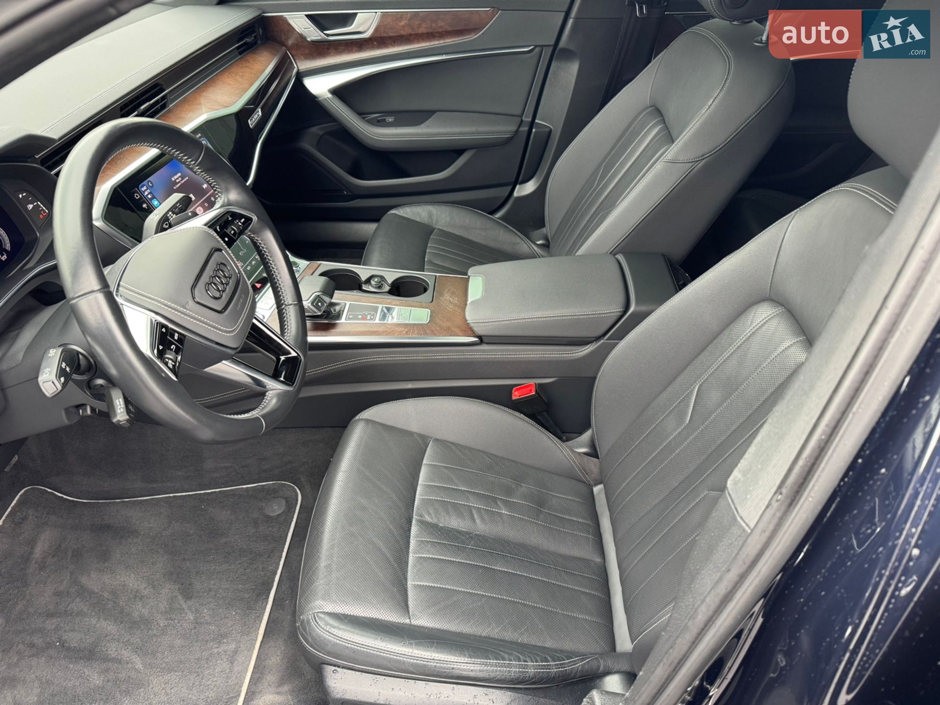 Audi A6 2019 VIN WAUL2AF20KN084989 фото оголошення 15 з 35