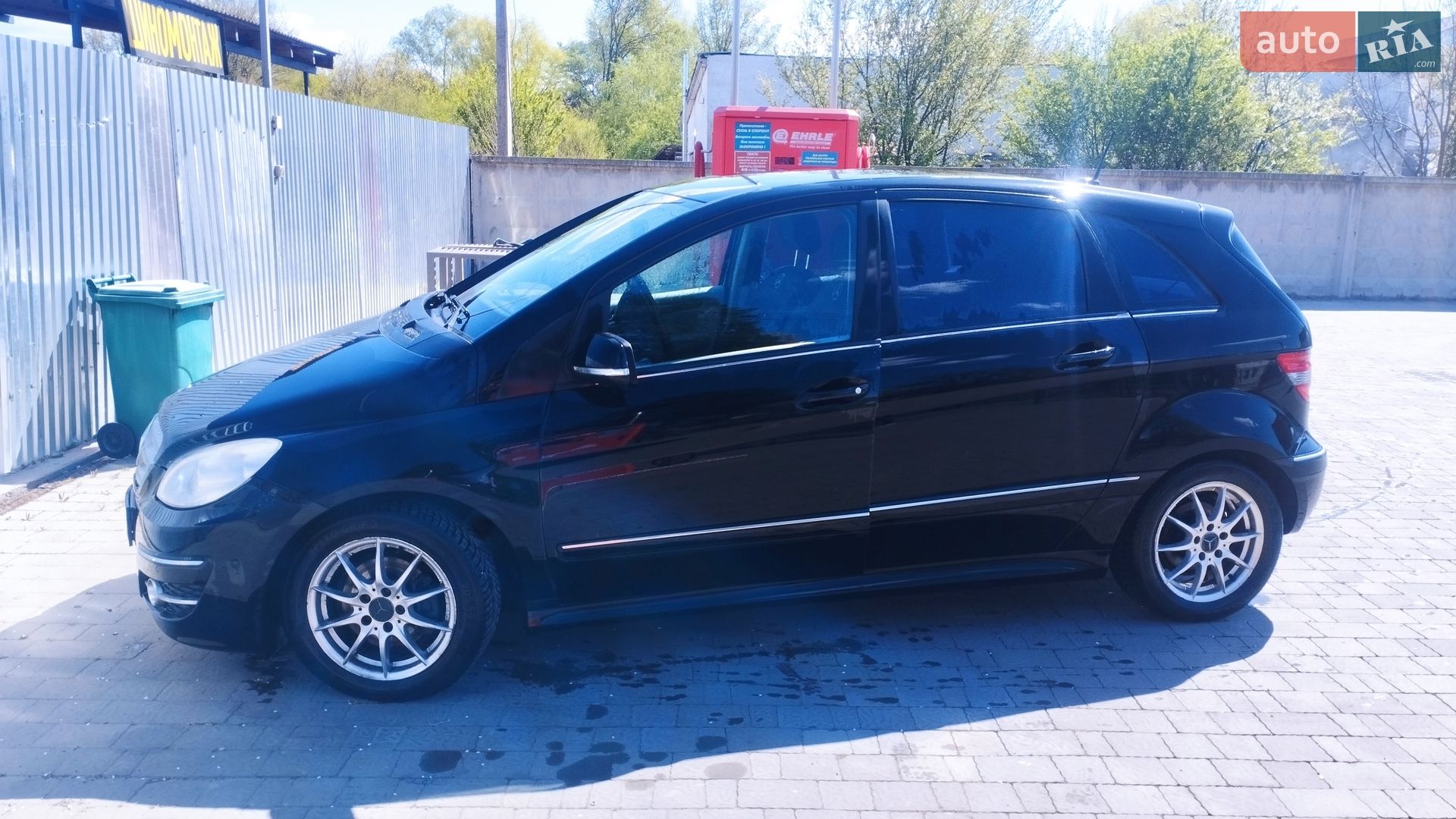 Mercedes-Benz B-Class 2011 VIN WDD2452071J682944 фото оголошення 2 з 4